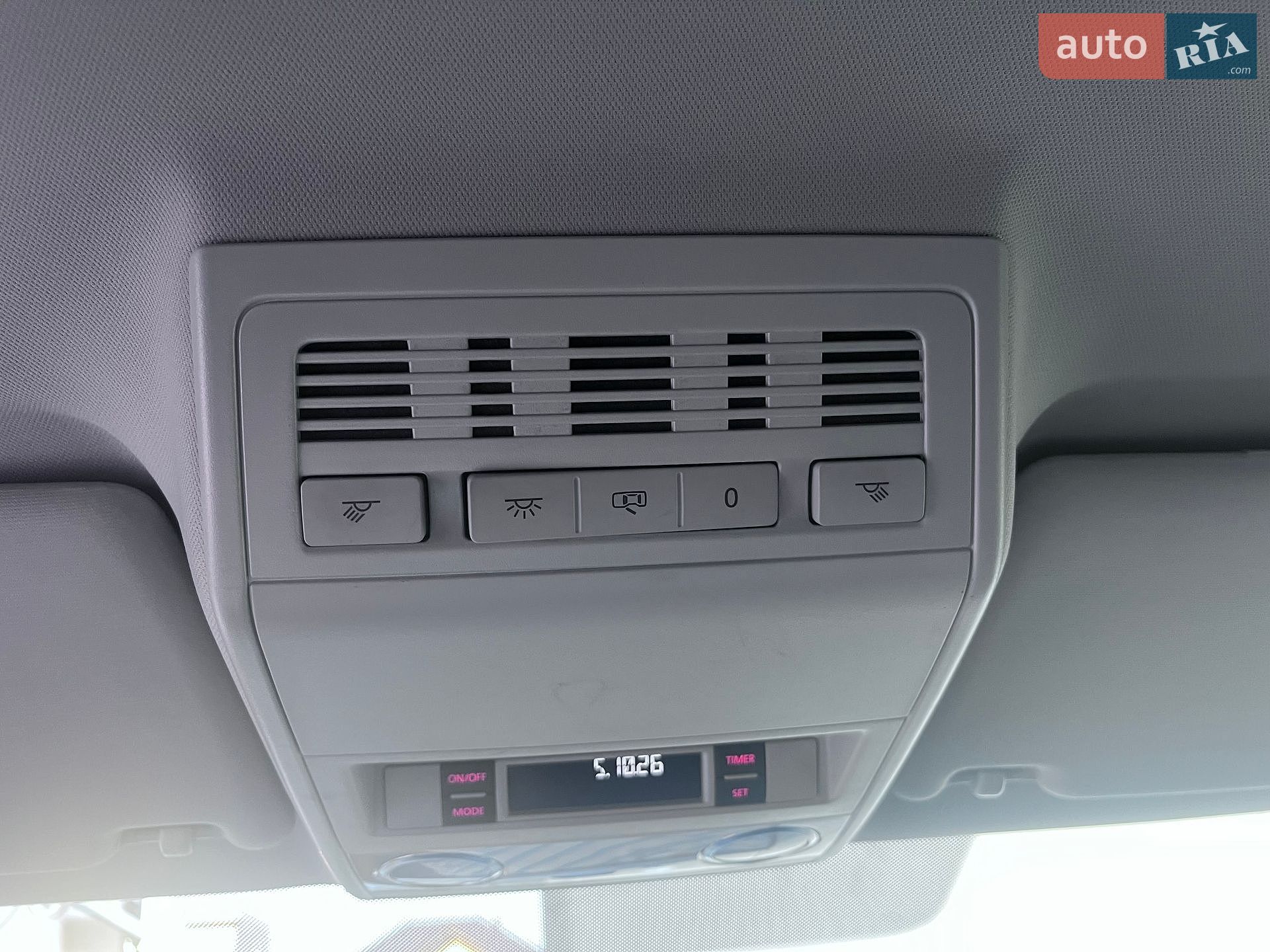 Volkswagen Caravelle 2018 VIN WV2ZZZ7HZJH200524 фото оголошення 37 з 100