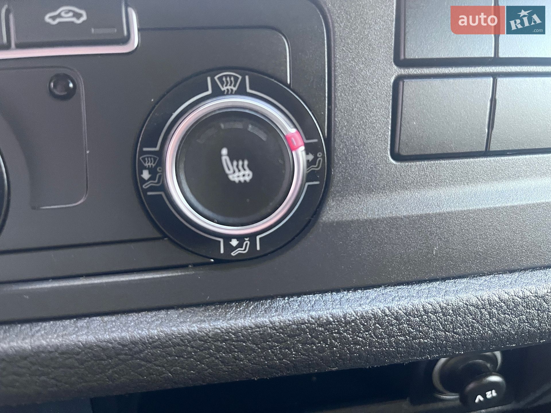 Volkswagen Caravelle 2018 VIN WV2ZZZ7HZJH200524 фото оголошення 44 з 100