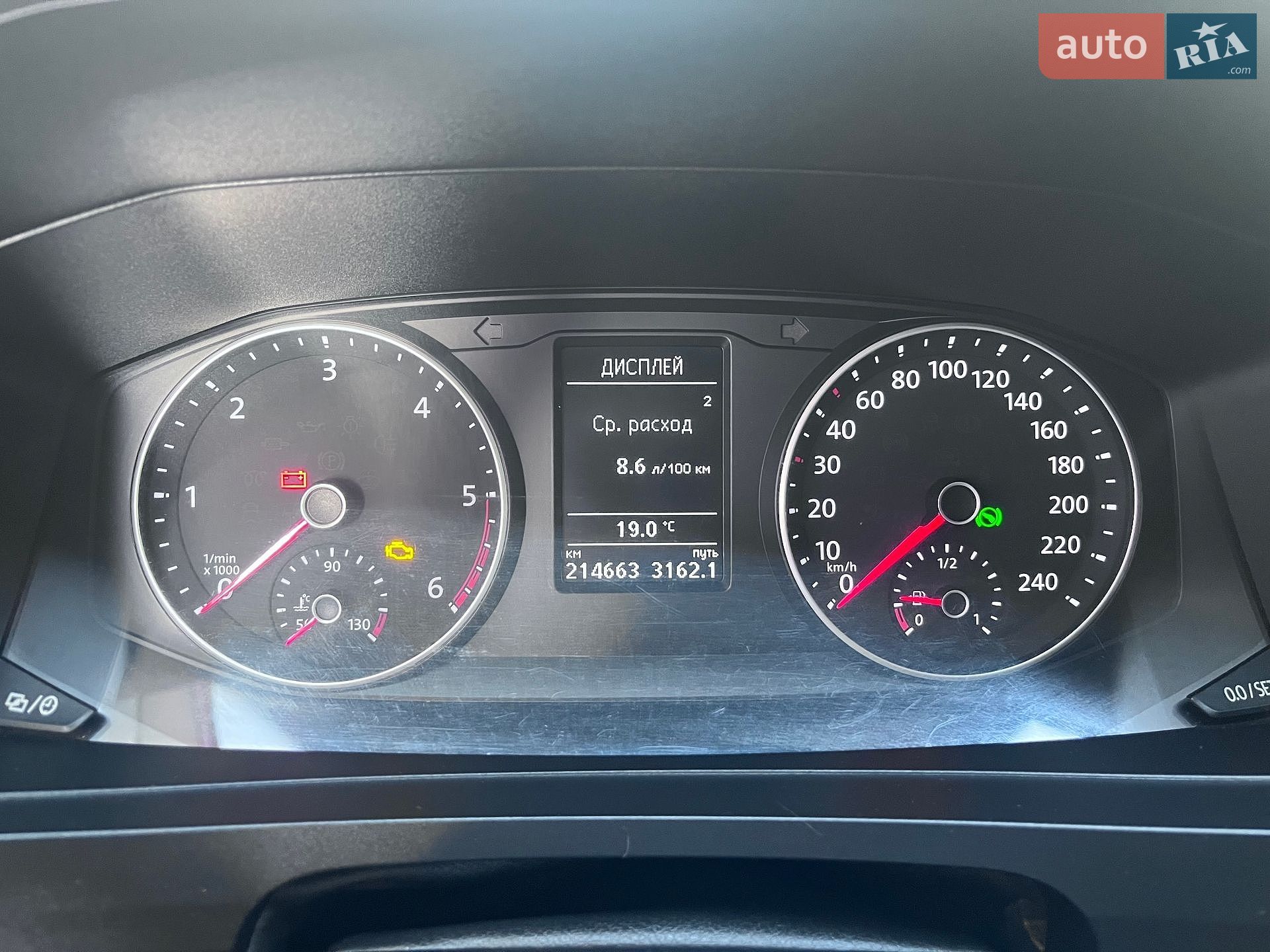 Volkswagen Caravelle 2018 VIN WV2ZZZ7HZJH200524 фото оголошення 54 з 100