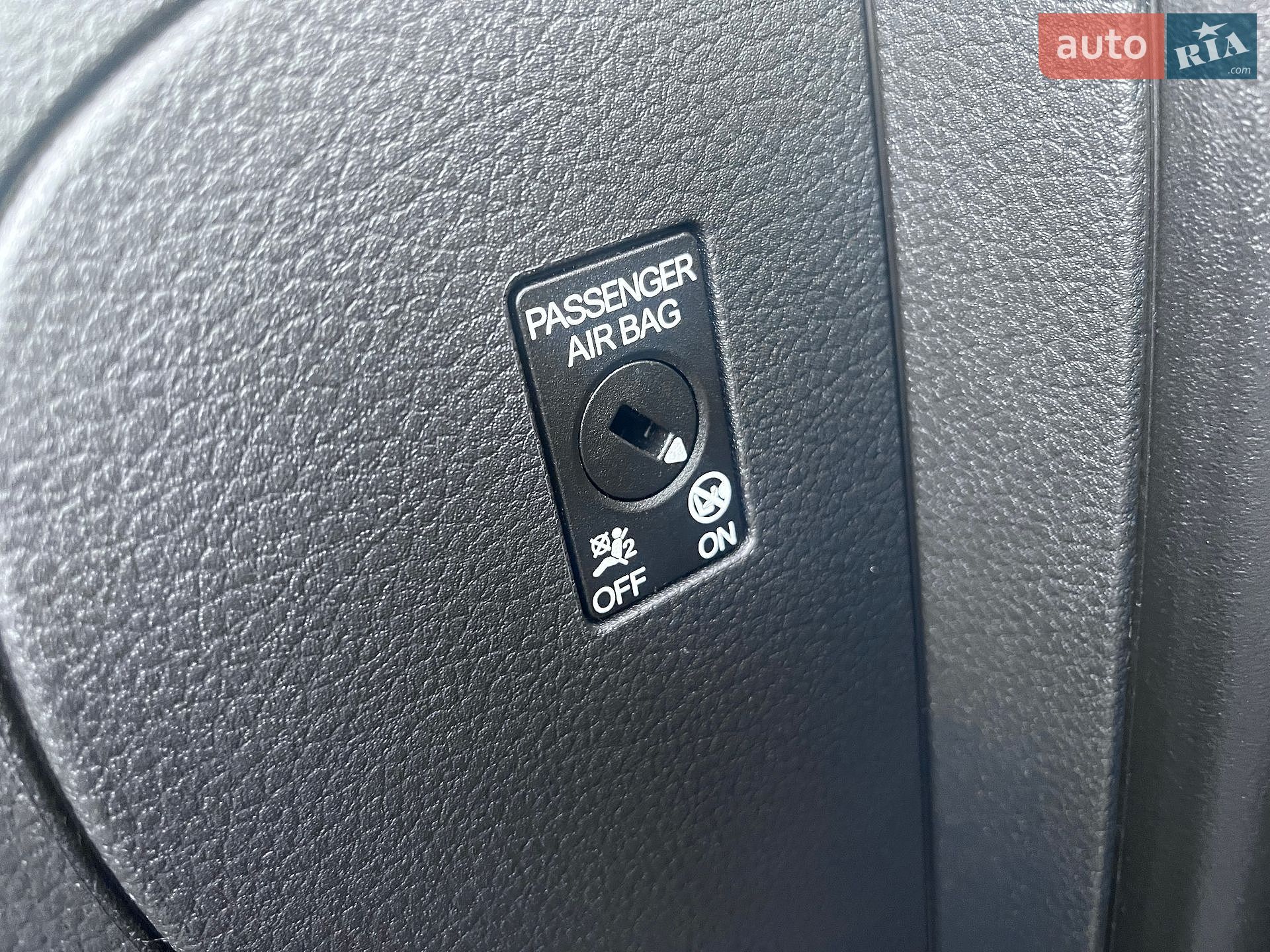 Volkswagen Caravelle 2018 VIN WV2ZZZ7HZJH200524 фото оголошення 50 з 100