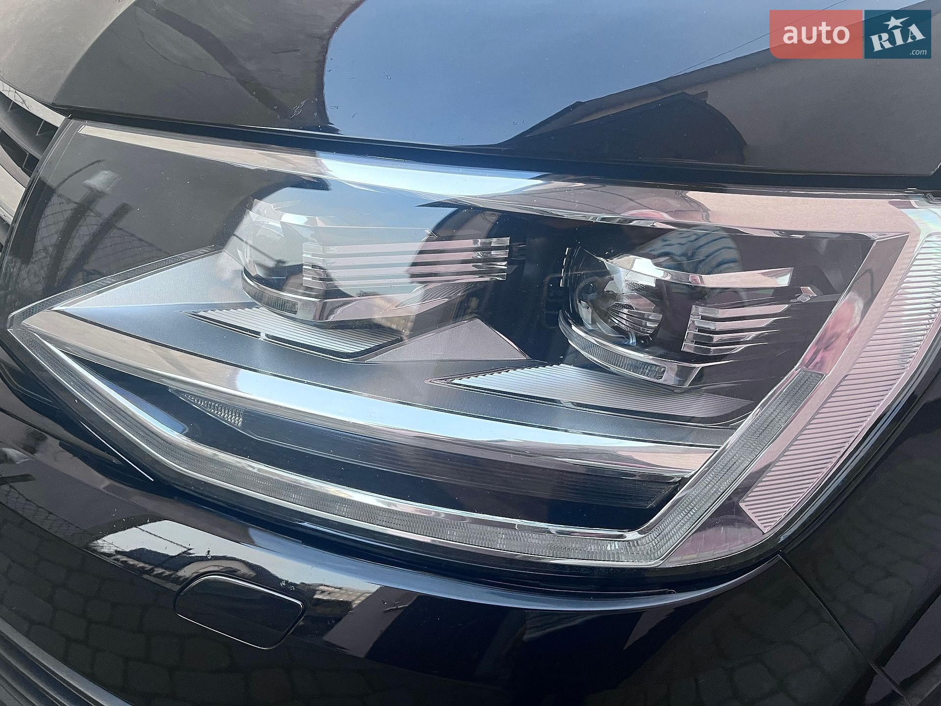 Volkswagen Caravelle 2018 VIN WV2ZZZ7HZJH200524 фото оголошення 19 з 100
