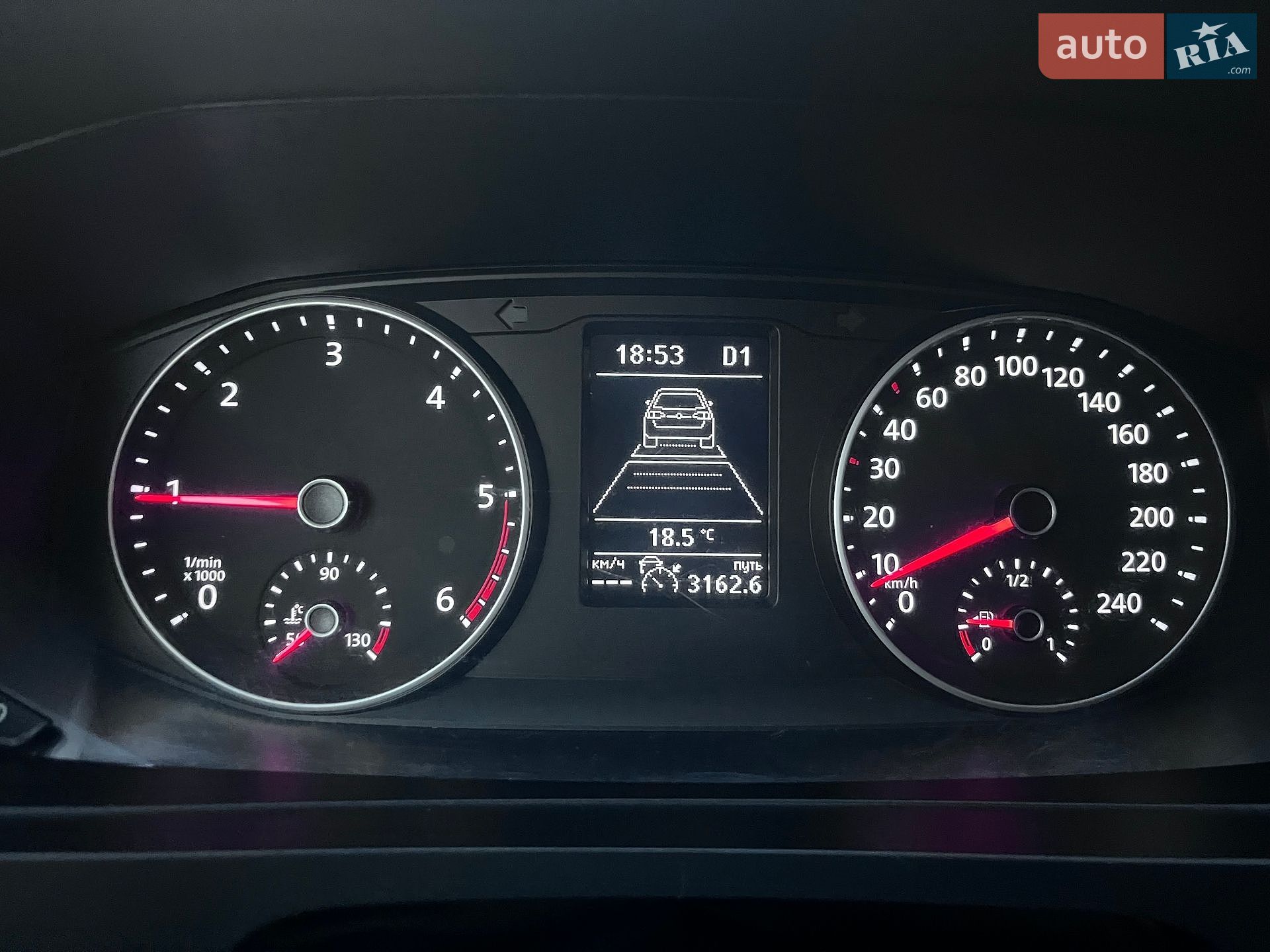 Volkswagen Caravelle 2018 VIN WV2ZZZ7HZJH200524 фото оголошення 51 з 100
