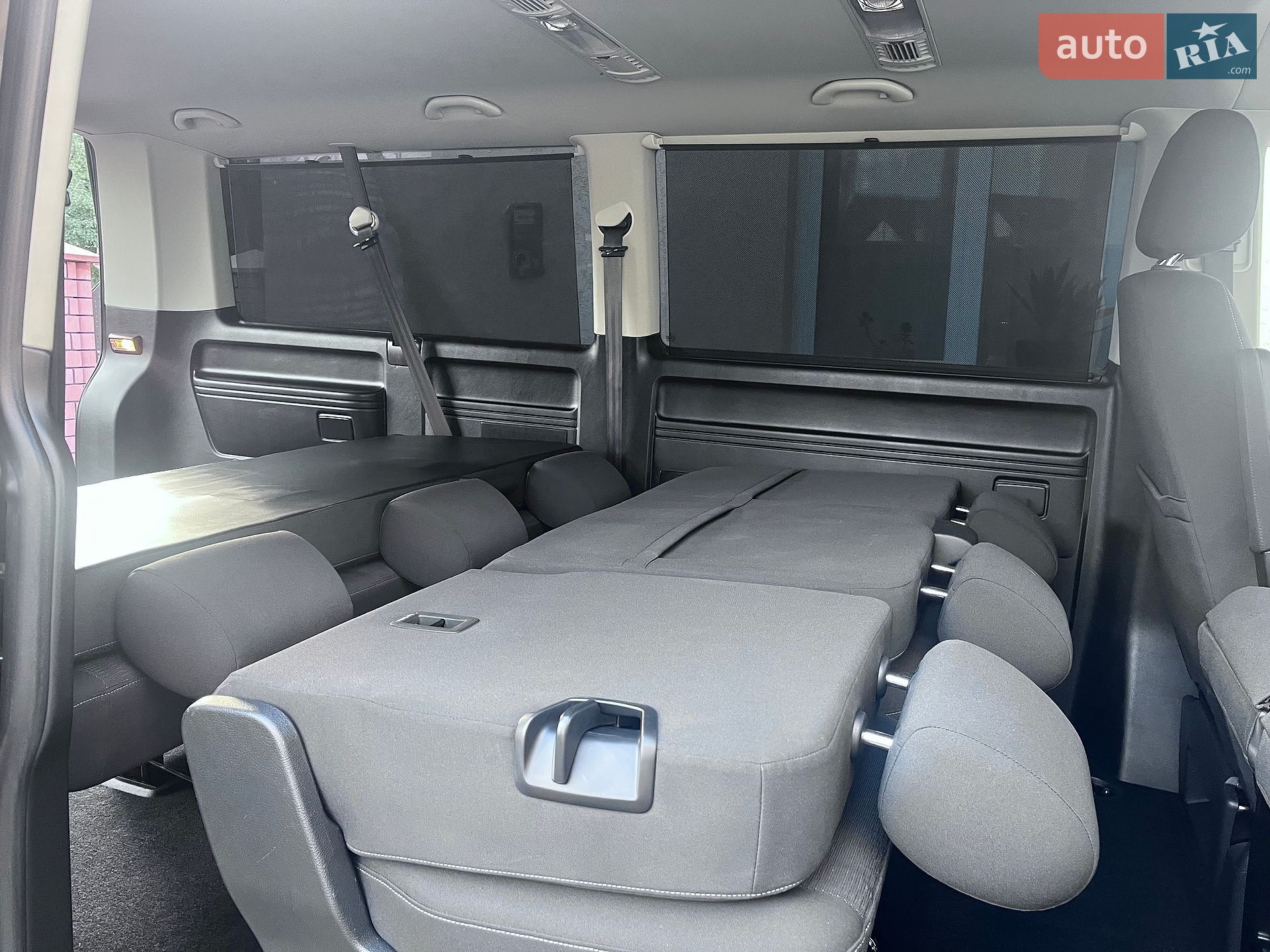 Volkswagen Caravelle 2018 VIN WV2ZZZ7HZJH200524 фото оголошення 88 з 100