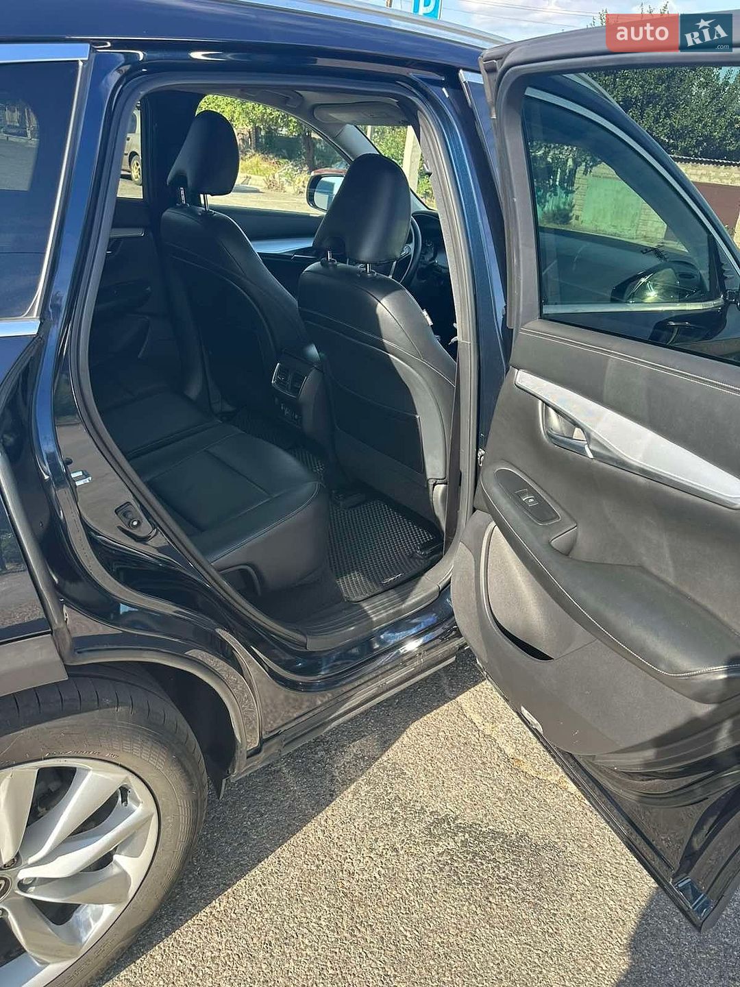 Infiniti QX50 2018 VIN 3PCAJ5M16KF107690 фото оголошення 19 з 32