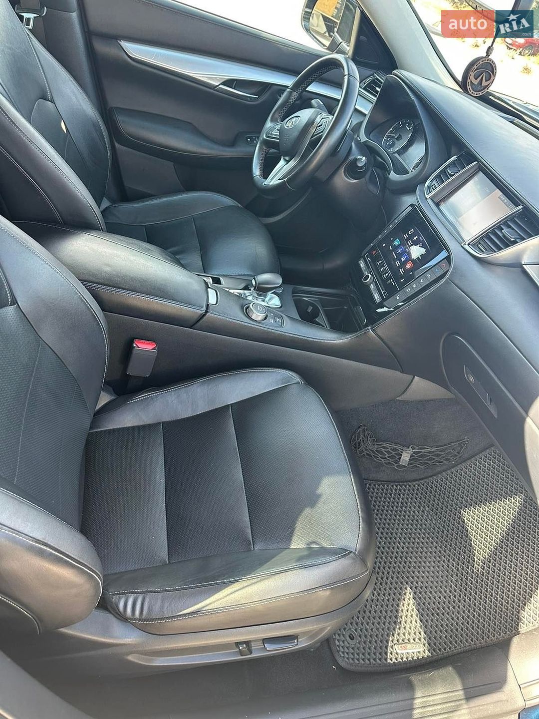 Infiniti QX50 2018 VIN 3PCAJ5M16KF107690 фото оголошення 20 з 32