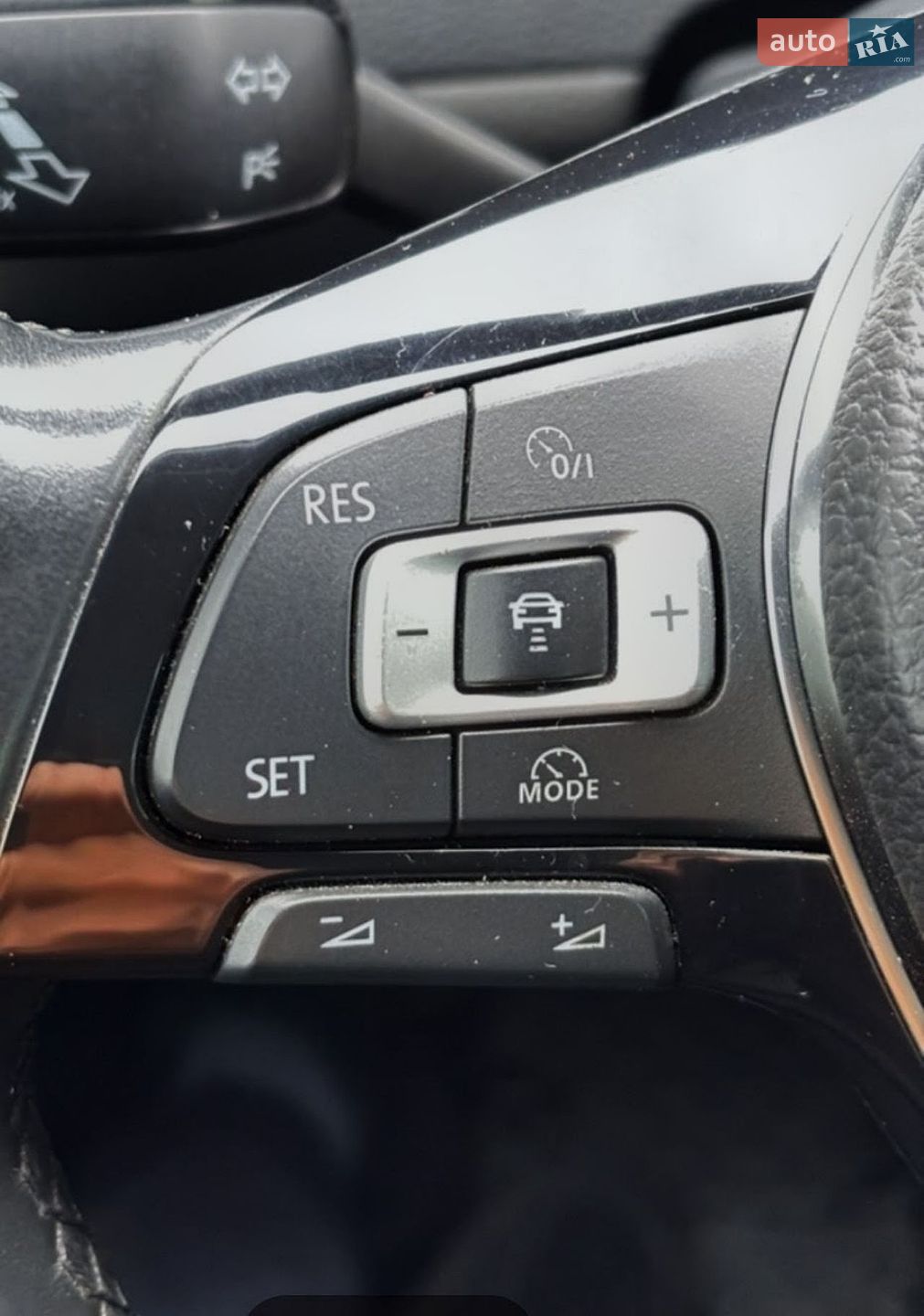 Volkswagen e-Golf 2014 VIN WVWZZZAUZFW903238 фото оголошення 12 з 26