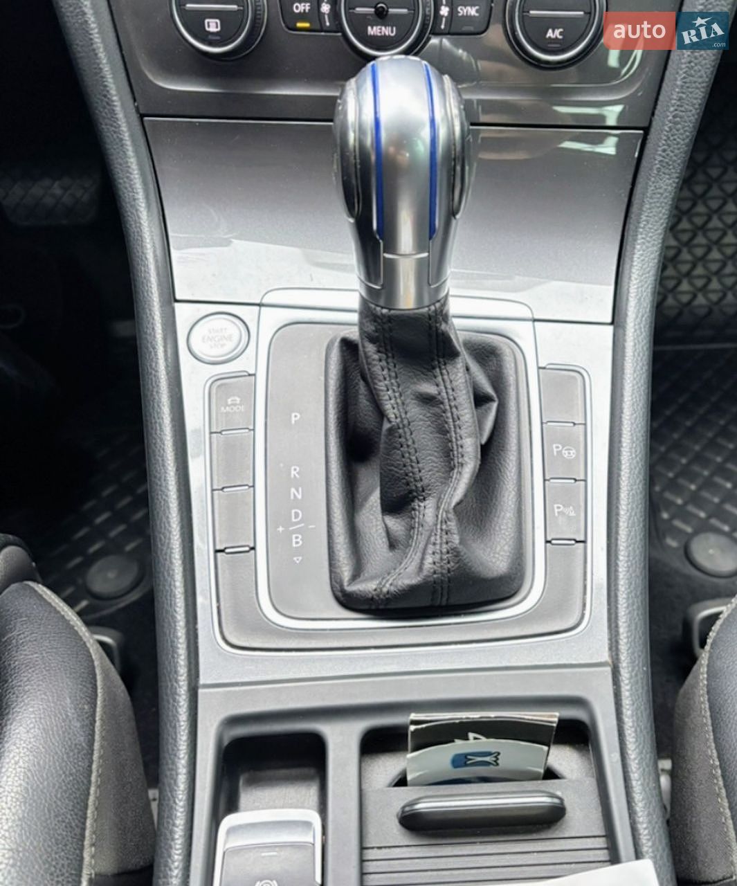 Volkswagen e-Golf 2014 VIN WVWZZZAUZFW903238 фото оголошення 13 з 26