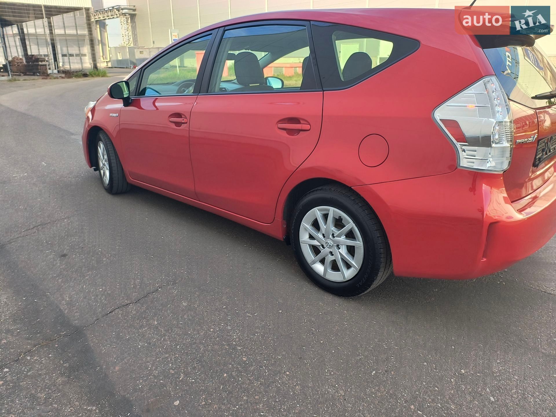 Toyota Prius v 2013 VIN JTDZN3EU1D3234478 фото оголошення 10 з 47