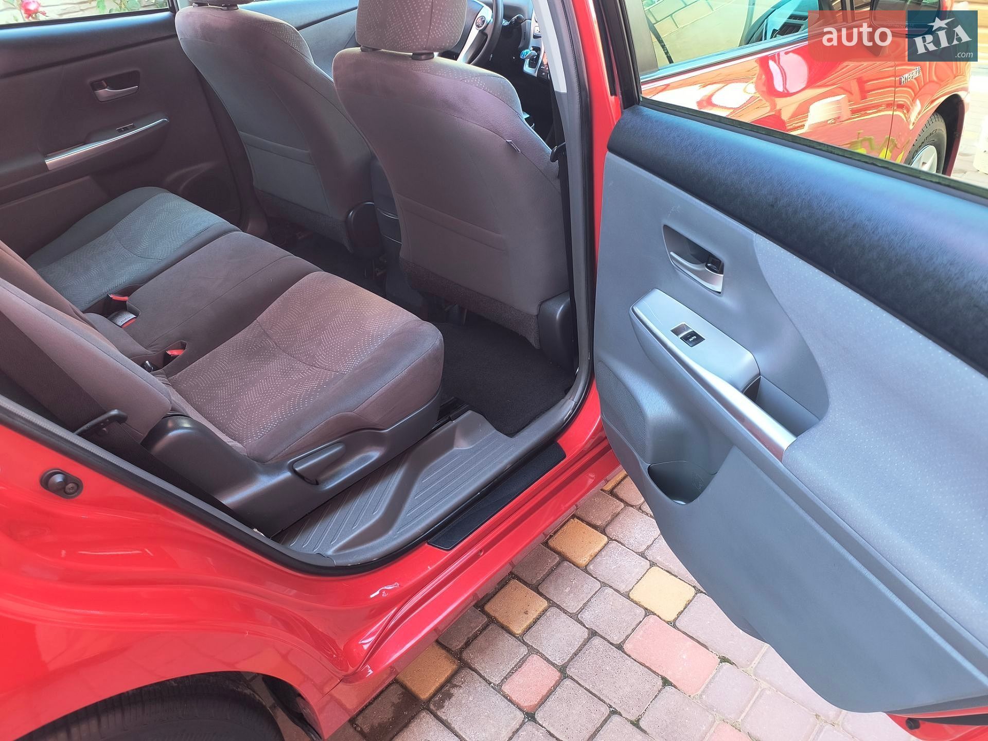 Toyota Prius v 2013 VIN JTDZN3EU1D3234478 фото оголошення 23 з 47