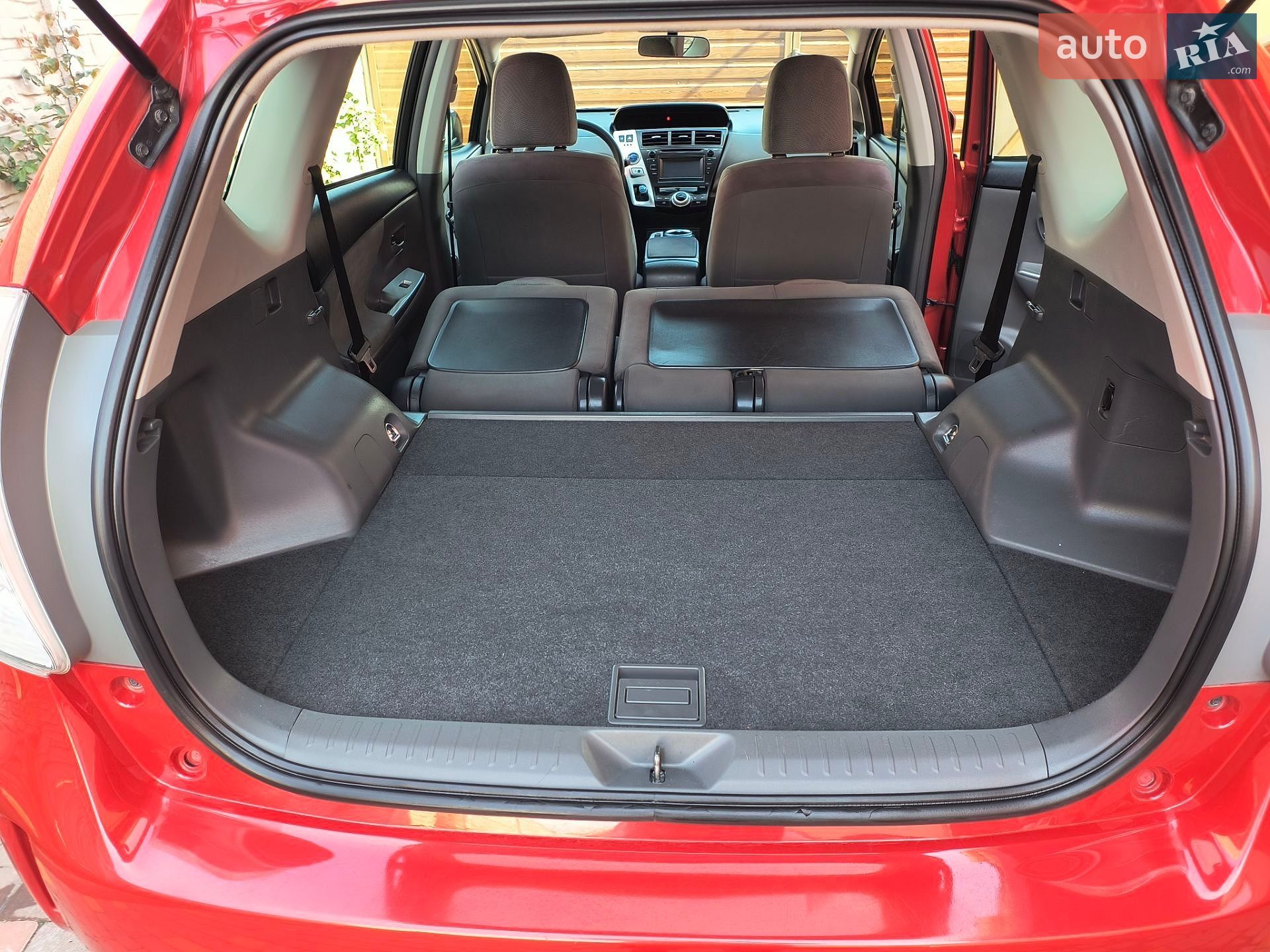 Toyota Prius v 2013 VIN JTDZN3EU1D3234478 фото оголошення 44 з 47
