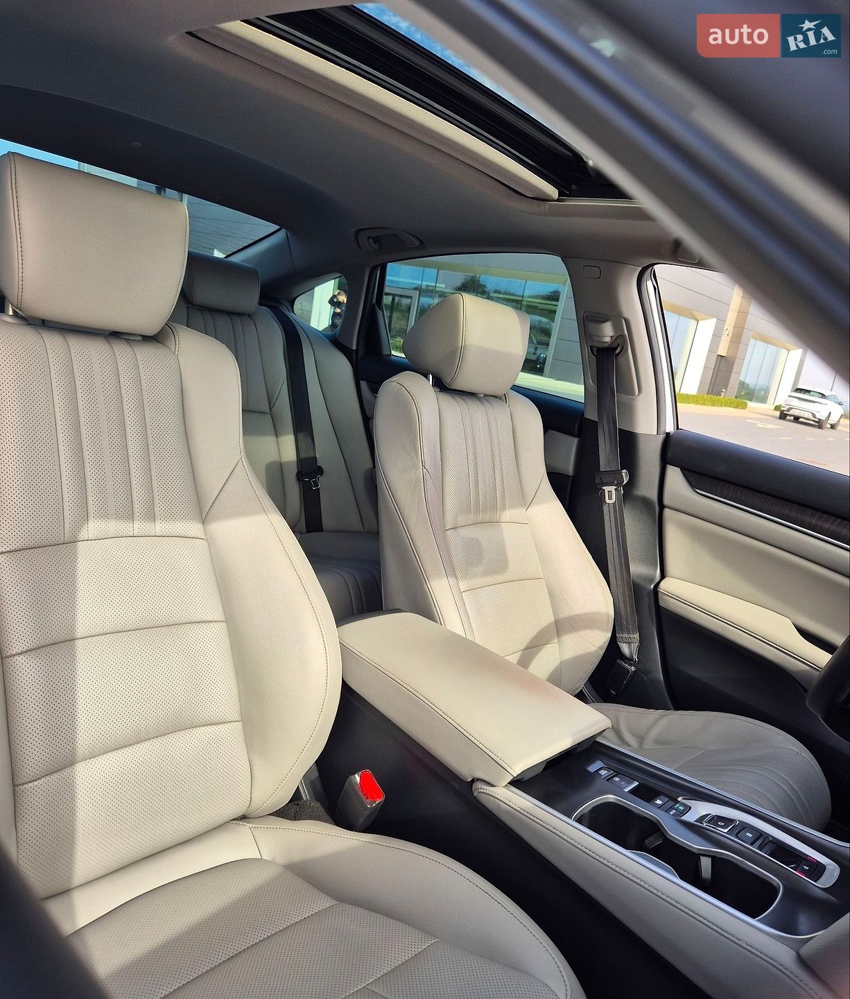 Honda Accord 2020 VIN 1HGCV3F90LA005740 фото оголошення 4 з 57