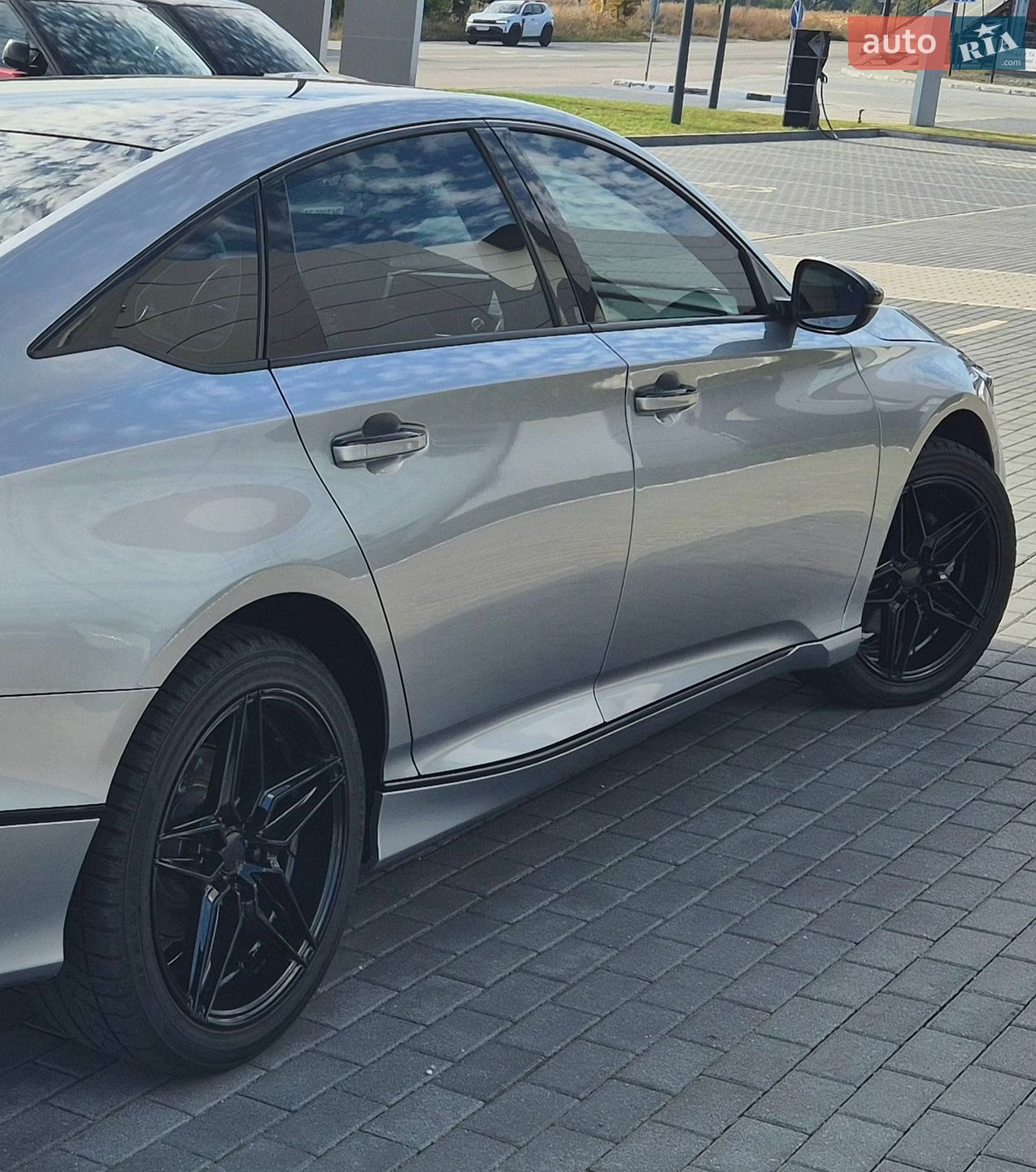 Honda Accord 2020 VIN 1HGCV3F90LA005740 фото оголошення 7 з 57