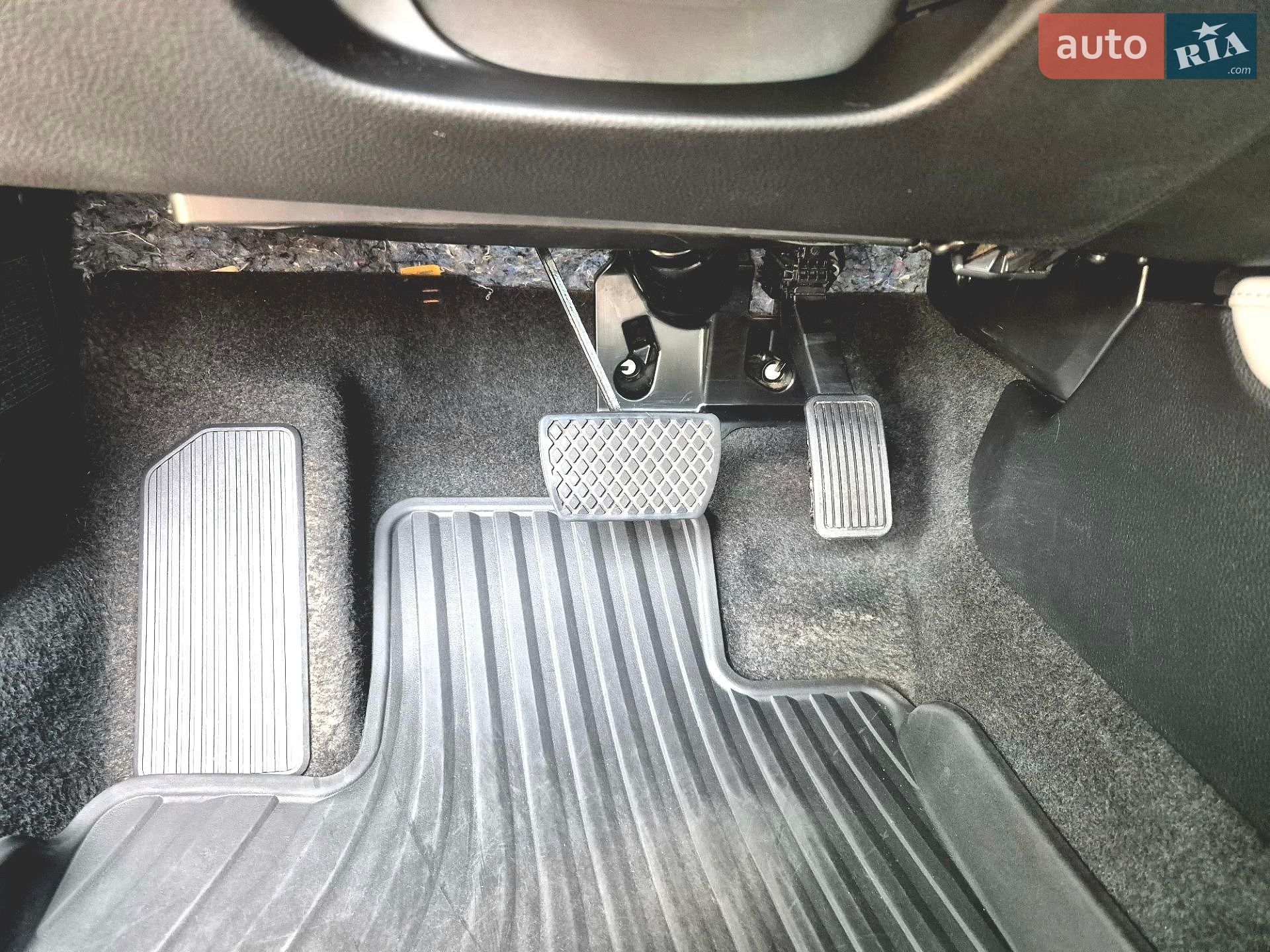 Honda Accord 2020 VIN 1HGCV3F90LA005740 фото оголошення 35 з 57