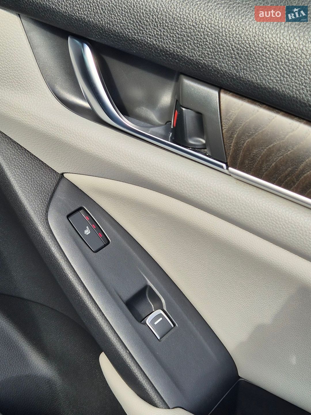 Honda Accord 2020 VIN 1HGCV3F90LA005740 фото оголошення 44 з 57