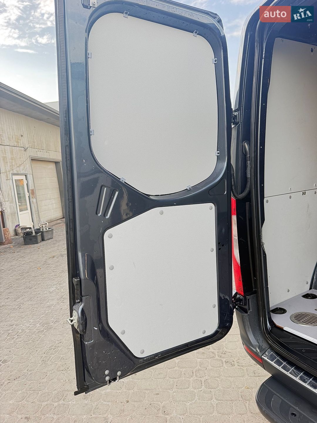 Mercedes-Benz Sprinter 2022 VIN W1V9076331P491744 фото оголошення 13 з 28
