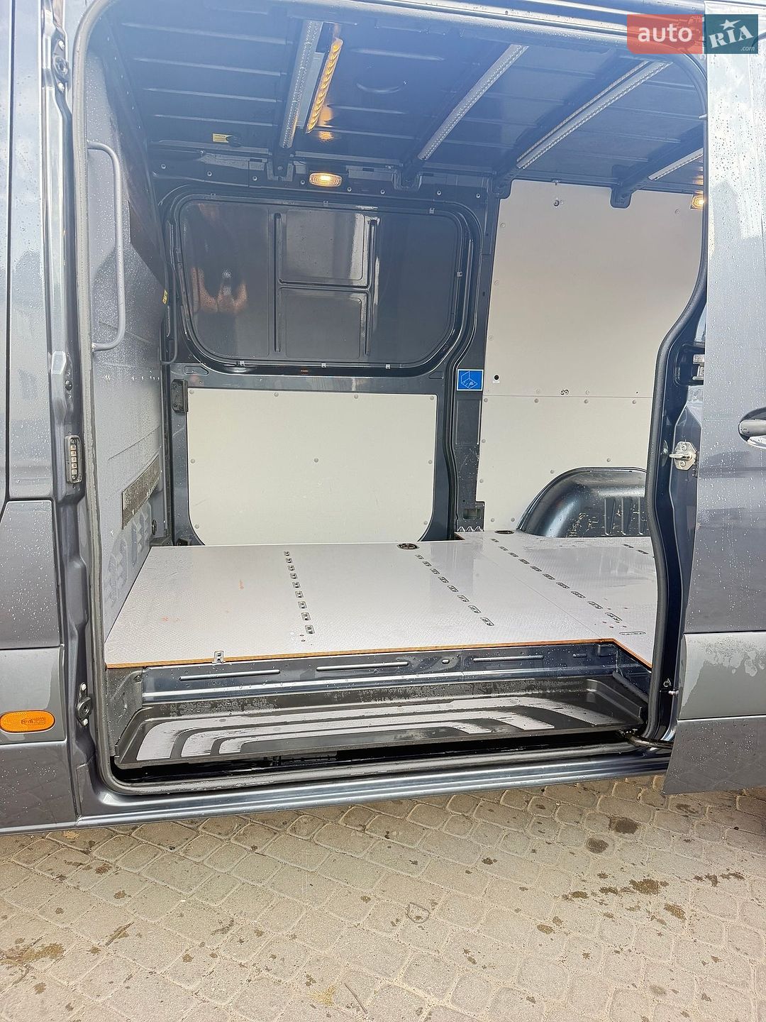 Mercedes-Benz Sprinter 2022 VIN W1V9076331P491744 фото оголошення 15 з 28