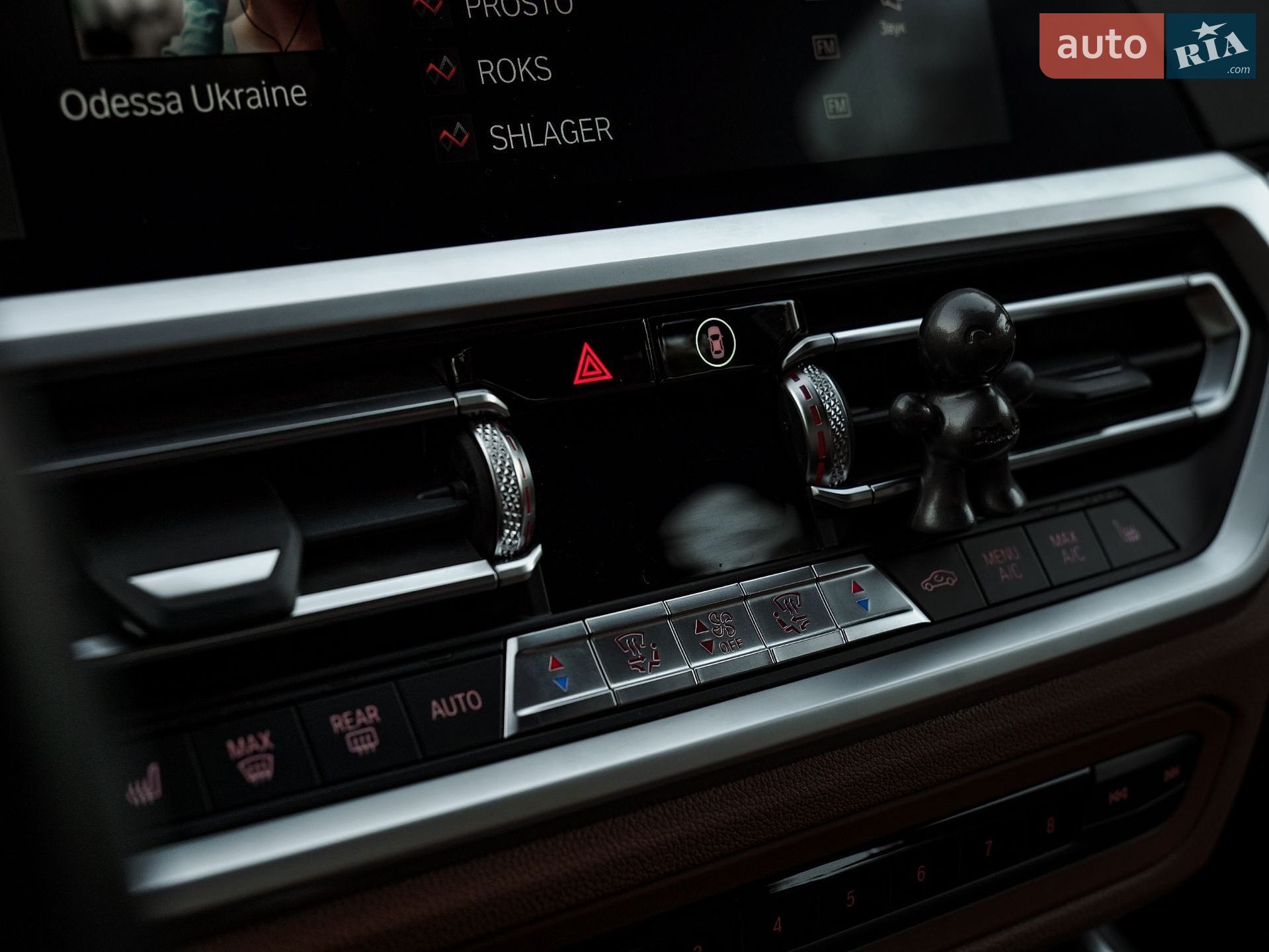 BMW 3 Series 2019 VIN WBA5R7C58KAJ82195 фото оголошення 4 з 18