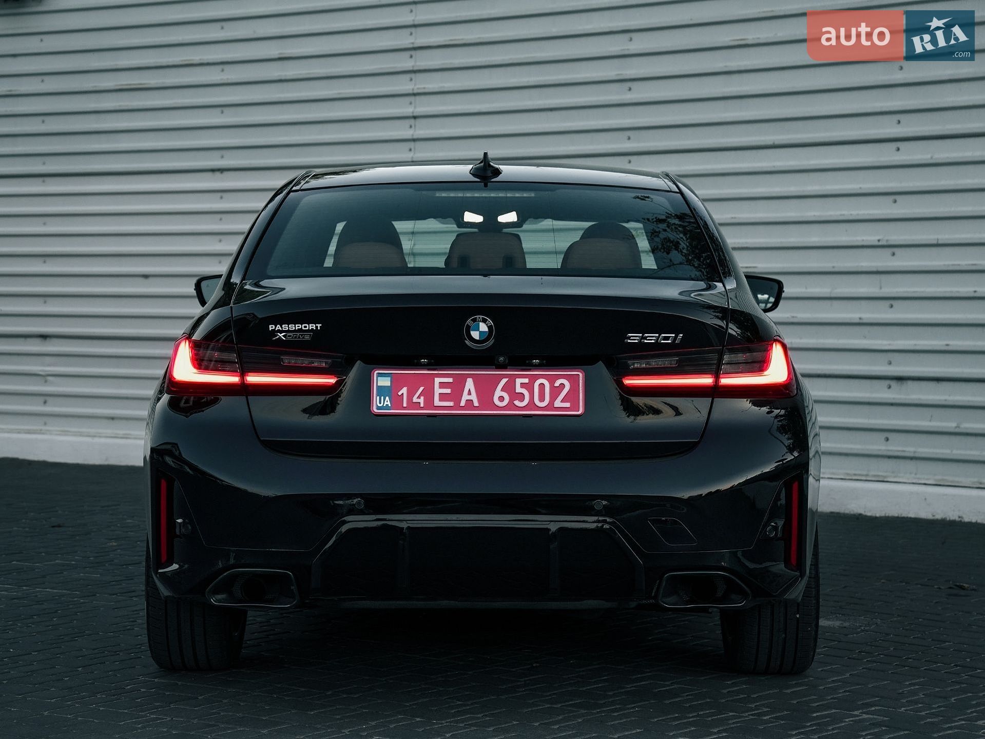 BMW 3 Series 2019 VIN WBA5R7C58KAJ82195 фото оголошення 2 з 18