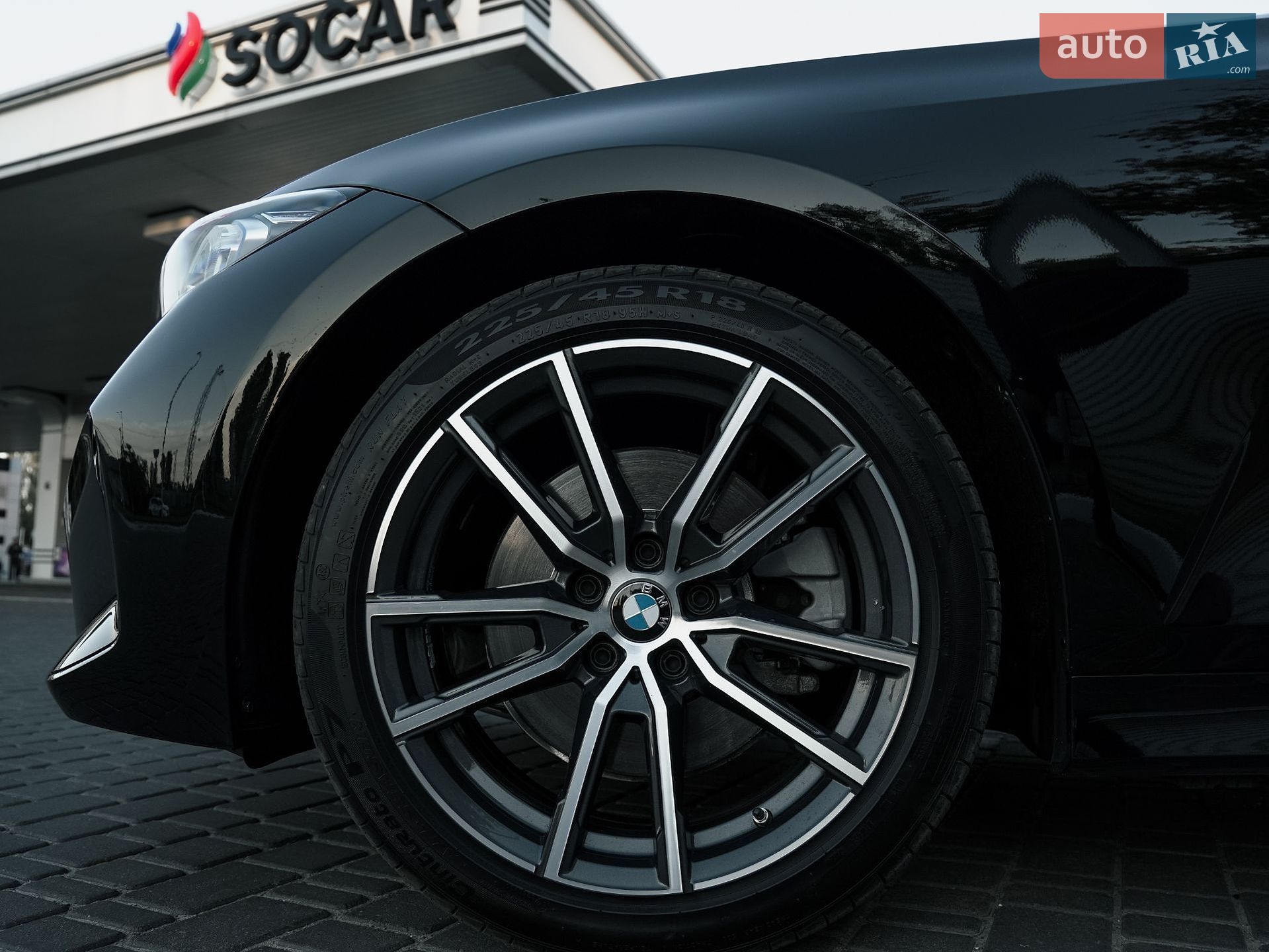 BMW 3 Series 2019 VIN WBA5R7C58KAJ82195 фото оголошення 16 з 18