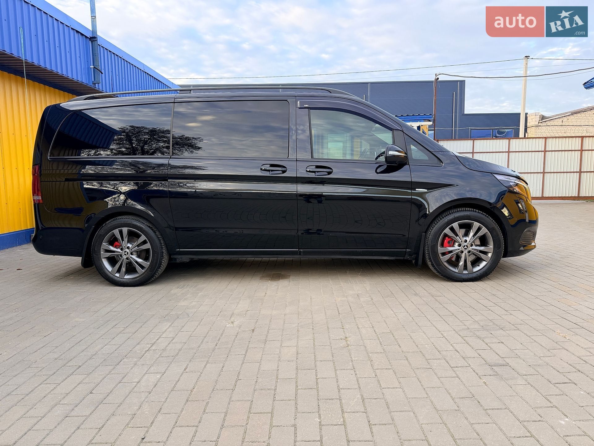 Mercedes-Benz V-Class 2015 VIN WDF44781313068596 фото оголошення 3 з 44