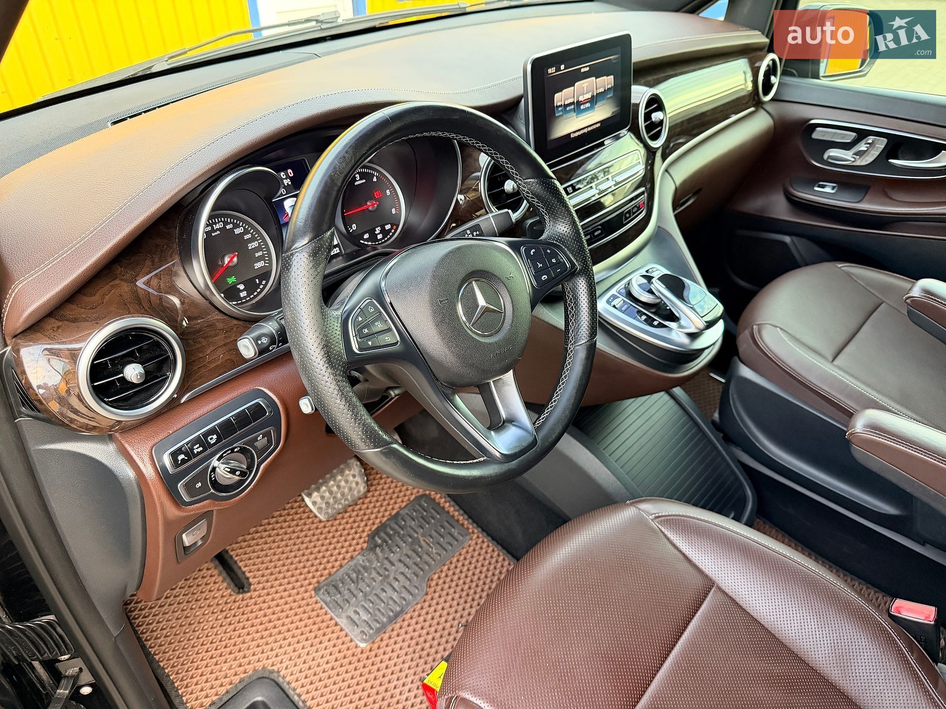 Mercedes-Benz V-Class 2015 VIN WDF44781313068596 фото оголошення 21 з 44