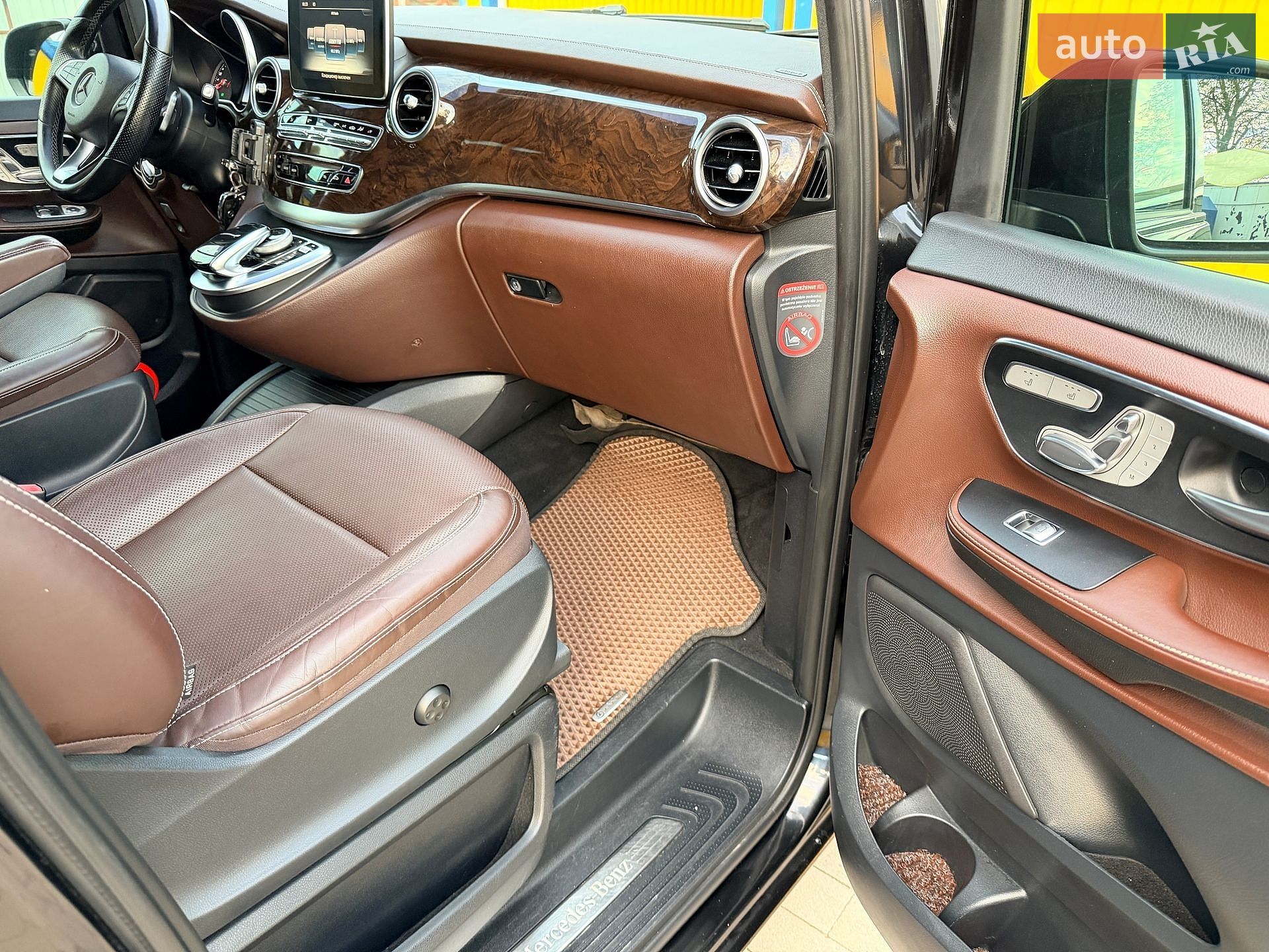Mercedes-Benz V-Class 2015 VIN WDF44781313068596 фото оголошення 27 з 44