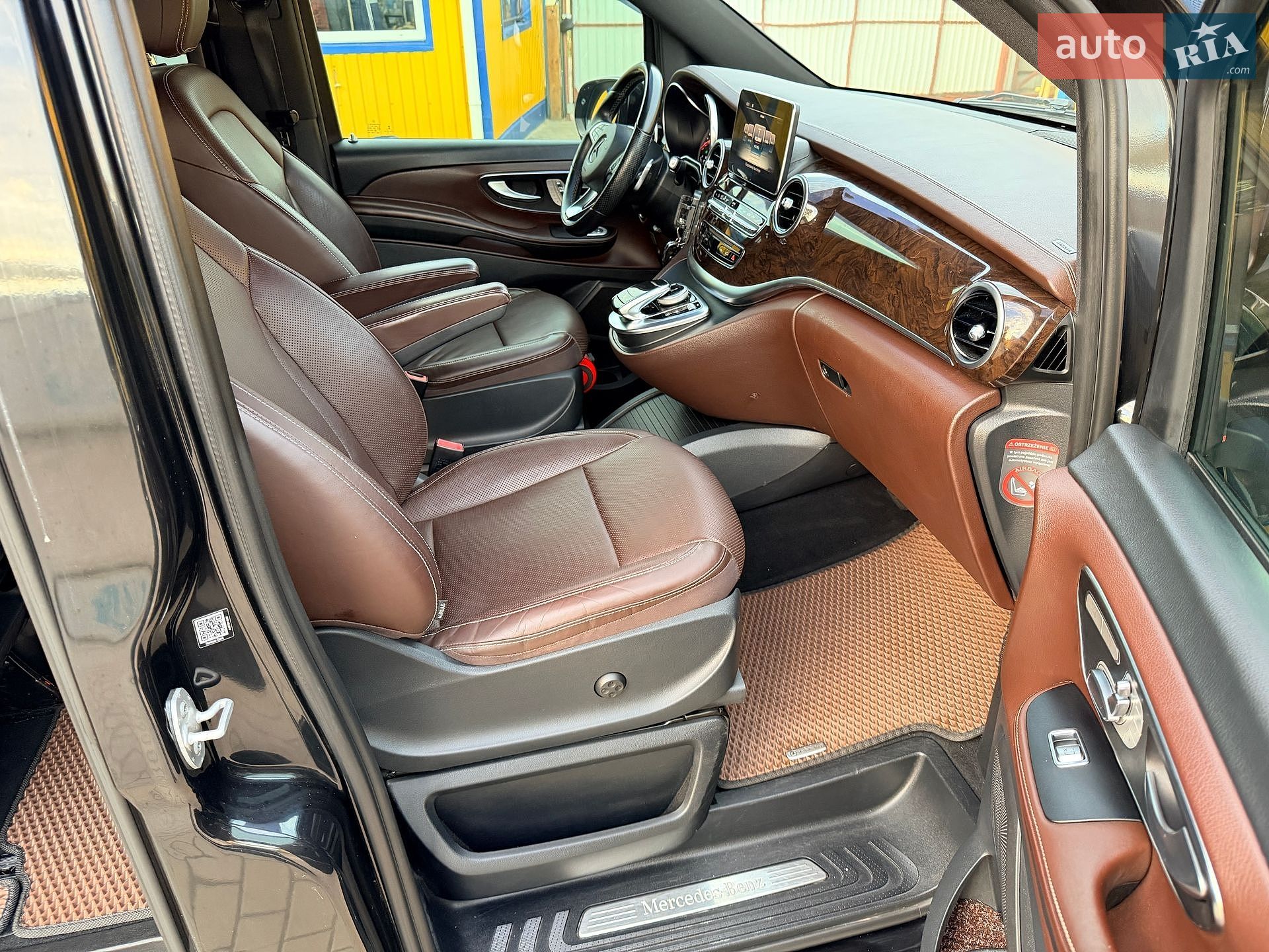 Mercedes-Benz V-Class 2015 VIN WDF44781313068596 фото оголошення 28 з 44