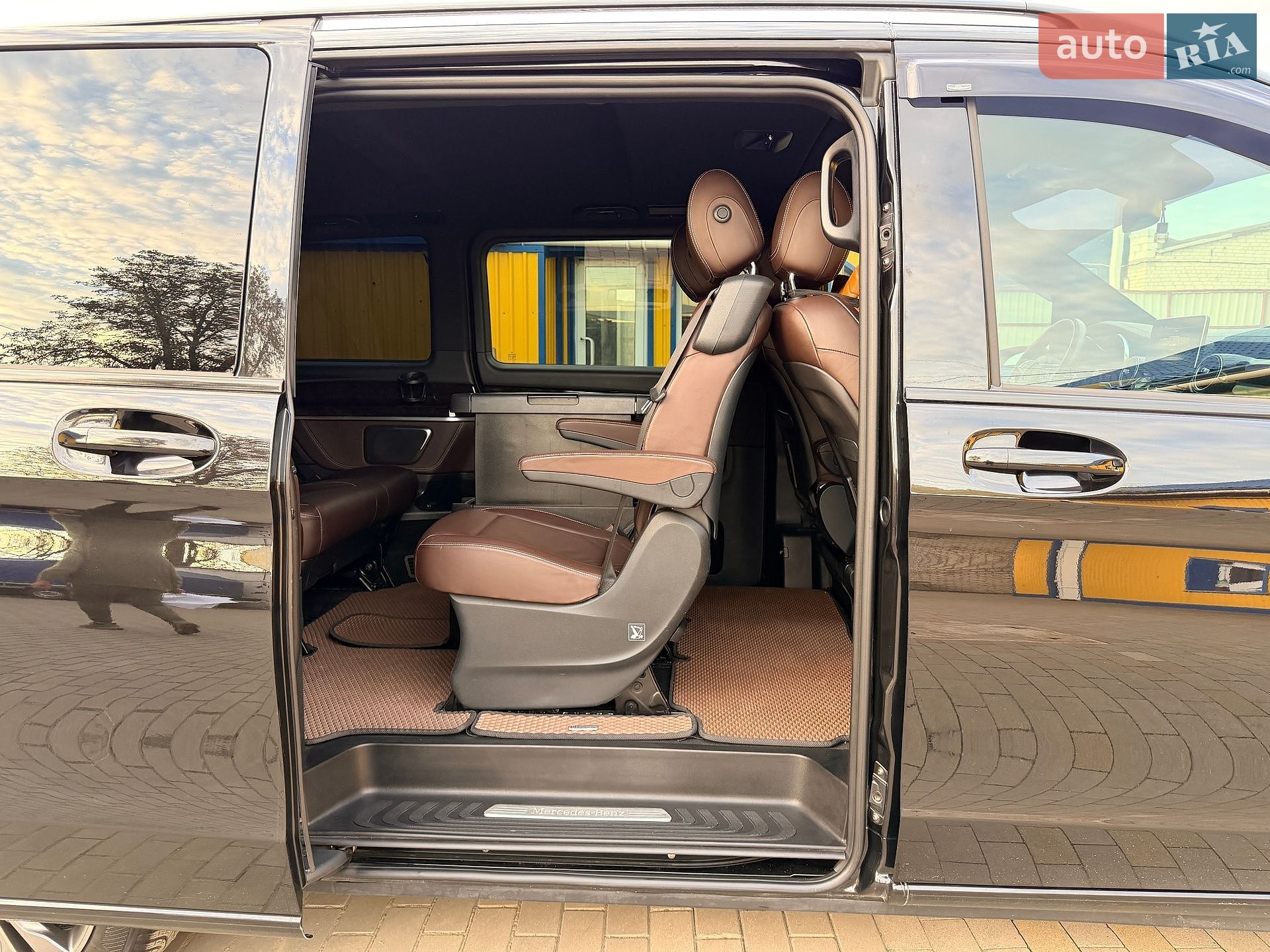 Mercedes-Benz V-Class 2015 VIN WDF44781313068596 фото оголошення 35 з 44