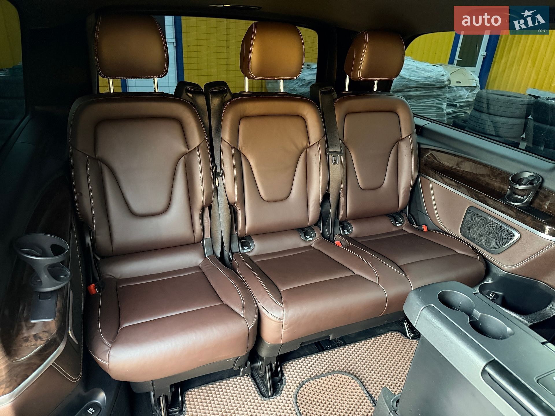 Mercedes-Benz V-Class 2015 VIN WDF44781313068596 фото оголошення 40 з 44