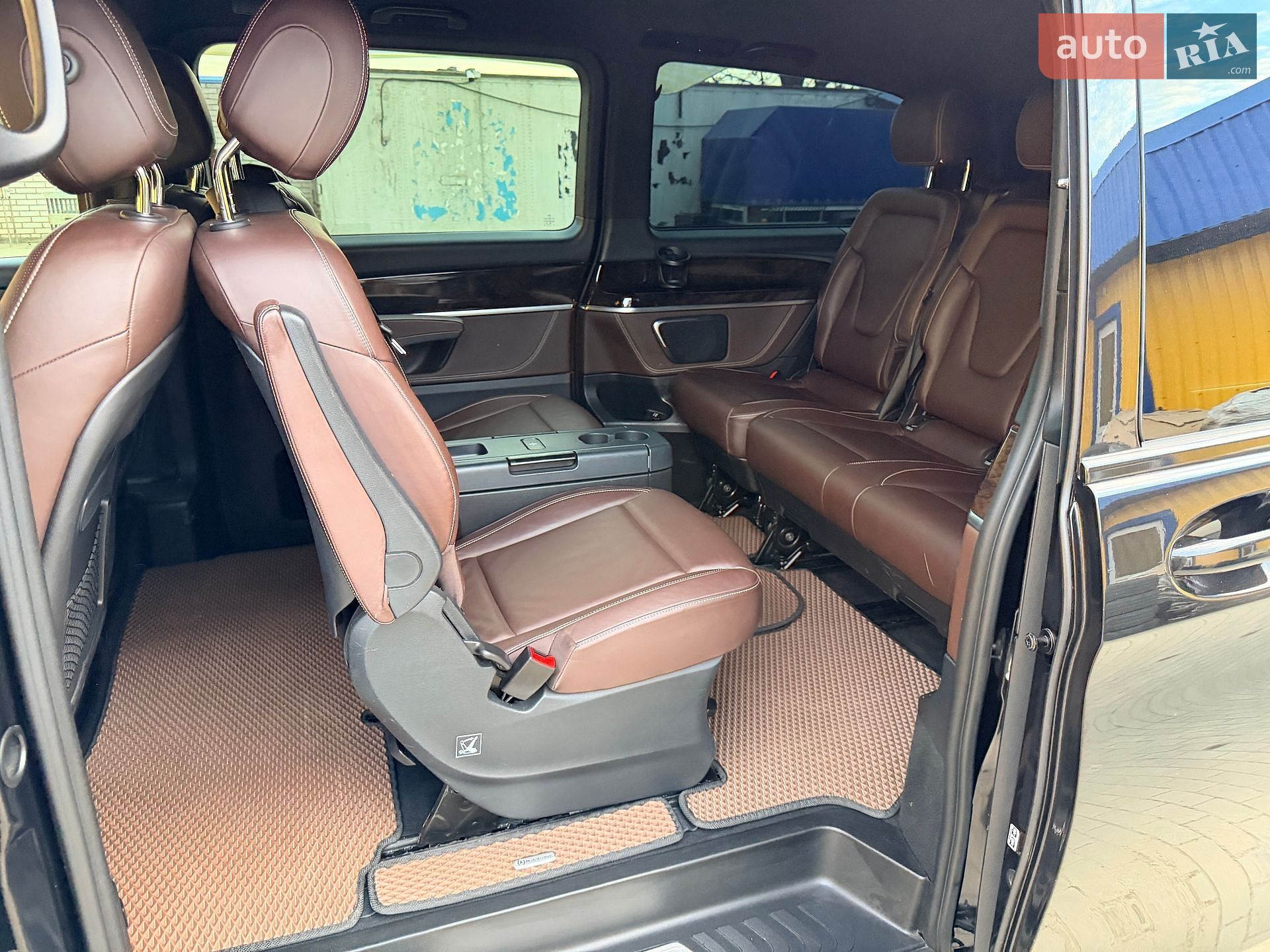 Mercedes-Benz V-Class 2015 VIN WDF44781313068596 фото оголошення 39 з 44