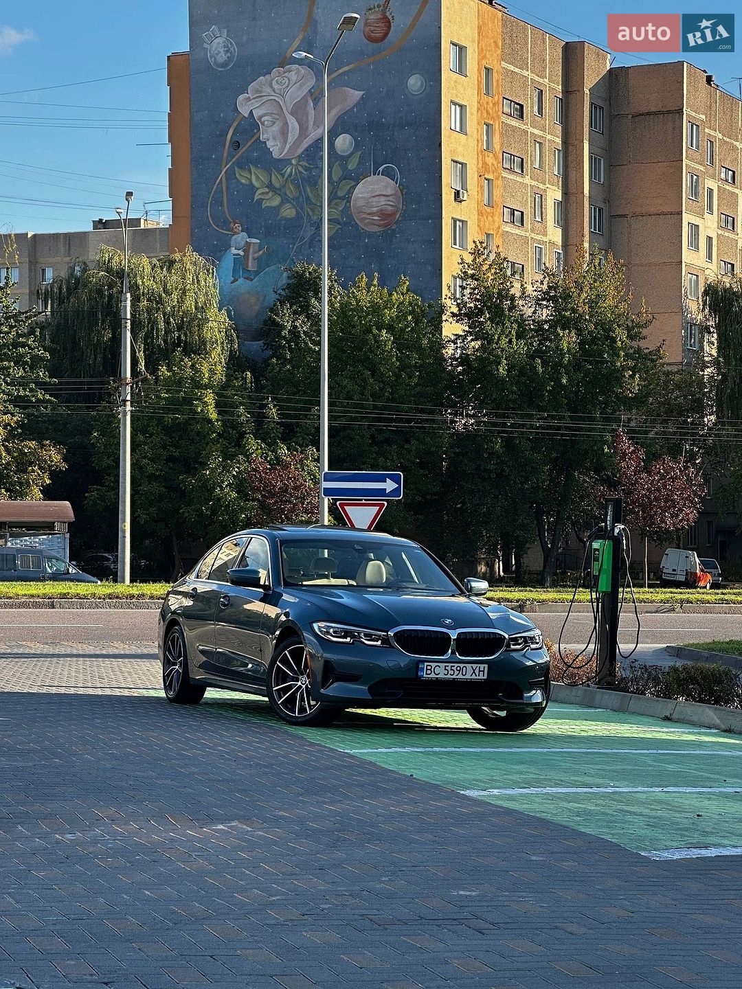 BMW 3 Series 2020 VIN 3MW5R1J07M8B73717 фото оголошення 2 з 22