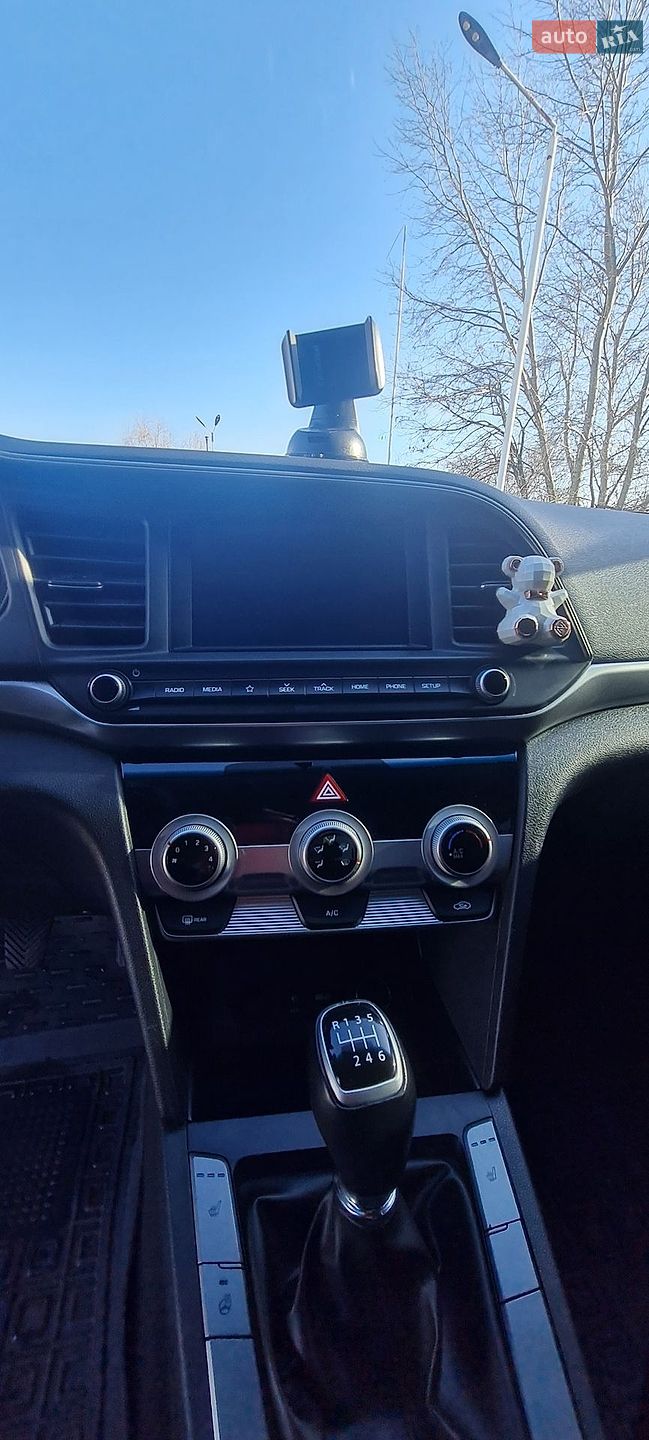 Hyundai Elantra 2019 VIN KMHD741CAKU872443 фото оголошення 6 з 38