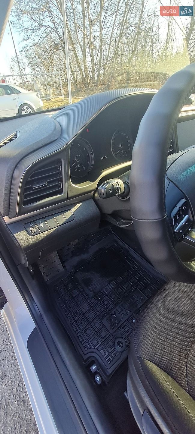 Hyundai Elantra 2019 VIN KMHD741CAKU872443 фото оголошення 10 з 38