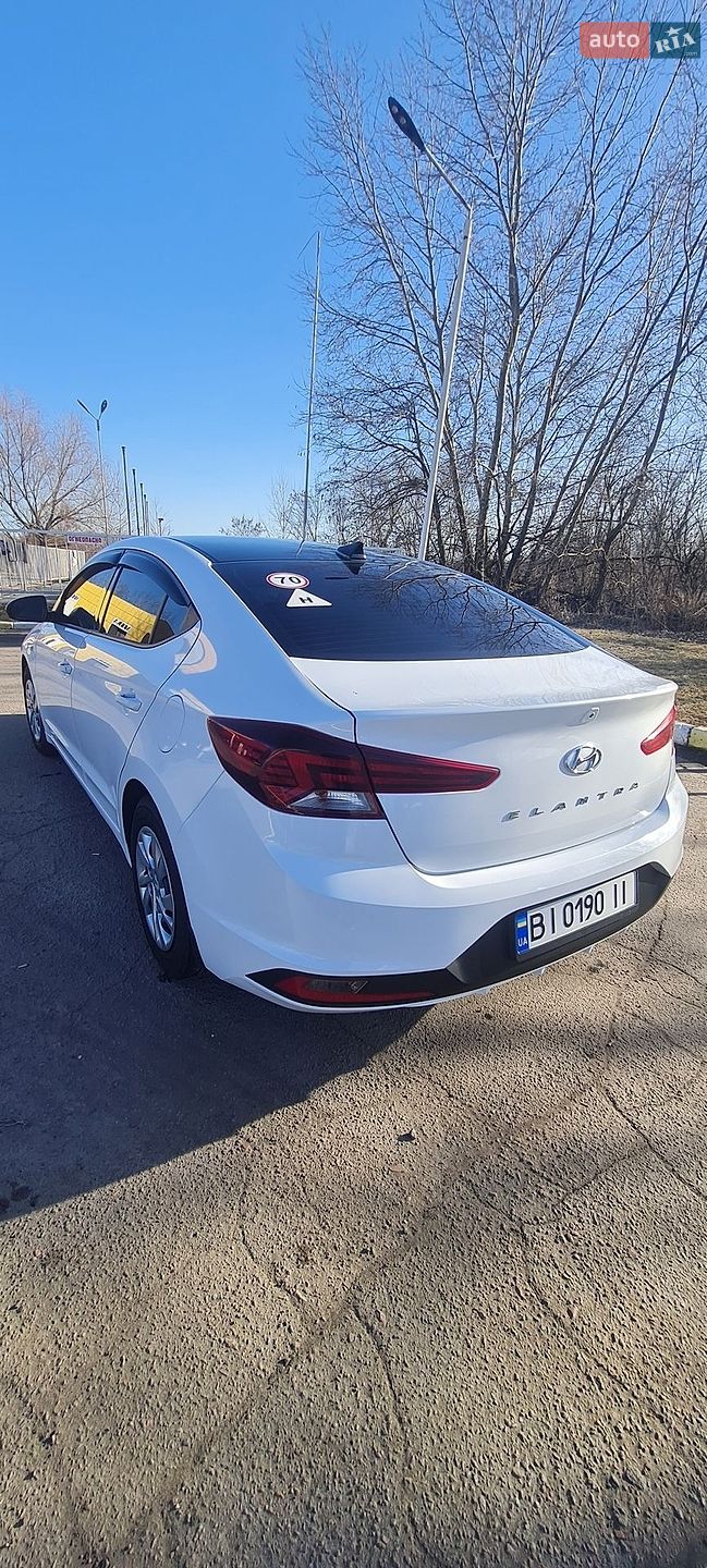Hyundai Elantra 2019 VIN KMHD741CAKU872443 фото оголошення 17 з 38