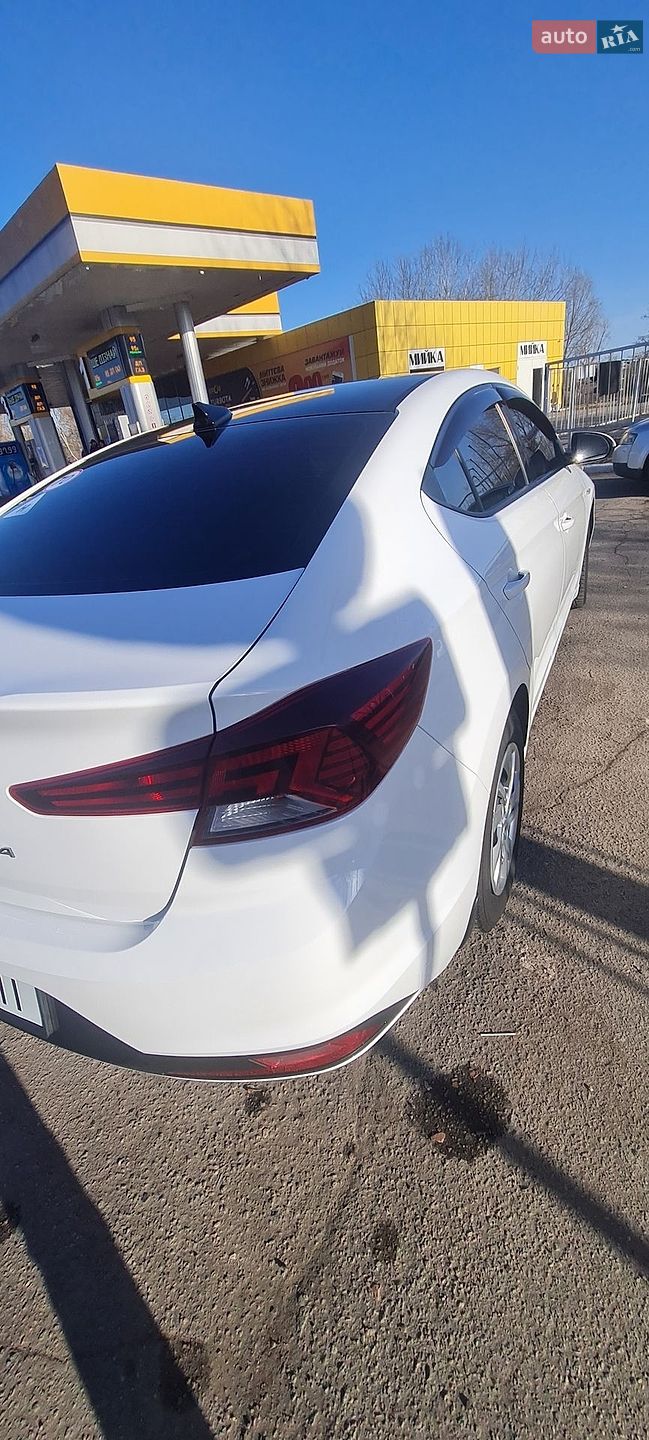 Hyundai Elantra 2019 VIN KMHD741CAKU872443 фото оголошення 33 з 38