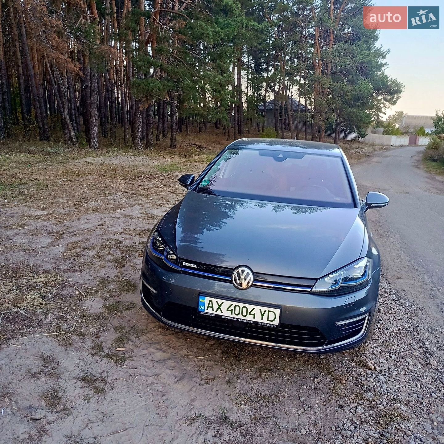 Volkswagen e-Golf 2018 VIN WVWZZZAUZJW909682 фото оголошення 6 з 57