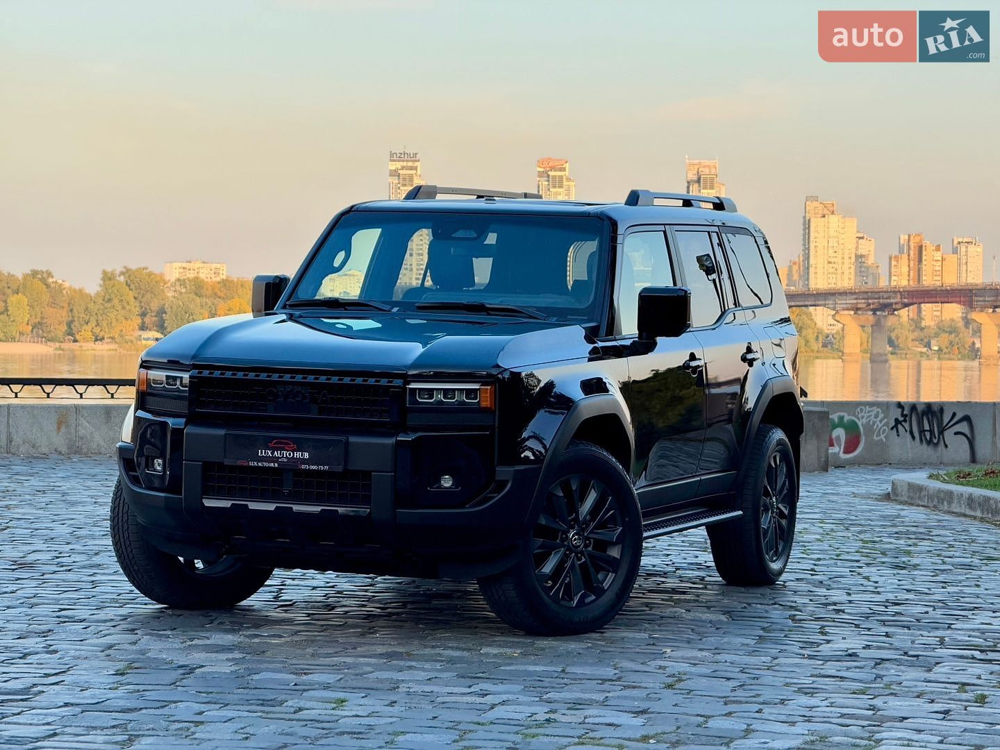 Toyota Land Cruiser Prado 2026 VIN JTEAA3AJ60K046331 фото оголошення 2 з 272