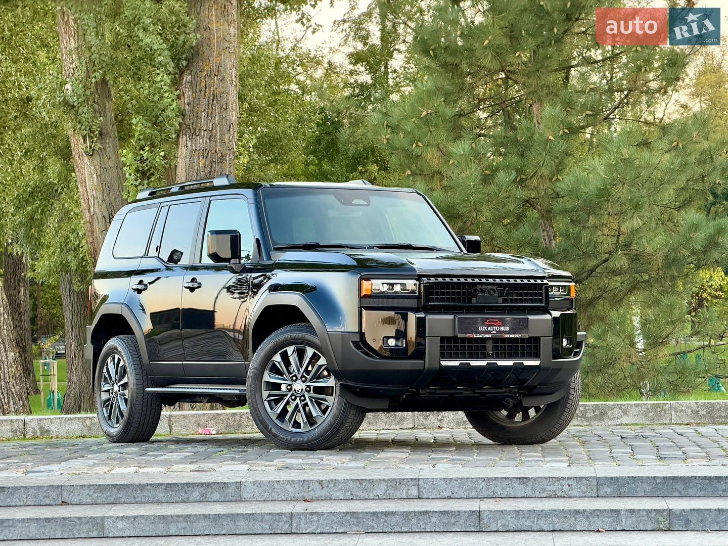 Toyota Land Cruiser Prado 2026 VIN JTEAA3AJ60K046331 фото оголошення 9 з 272