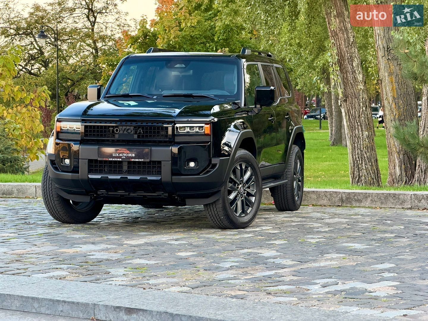Toyota Land Cruiser Prado 2026 VIN JTEAA3AJ60K046331 фото оголошення 16 з 272