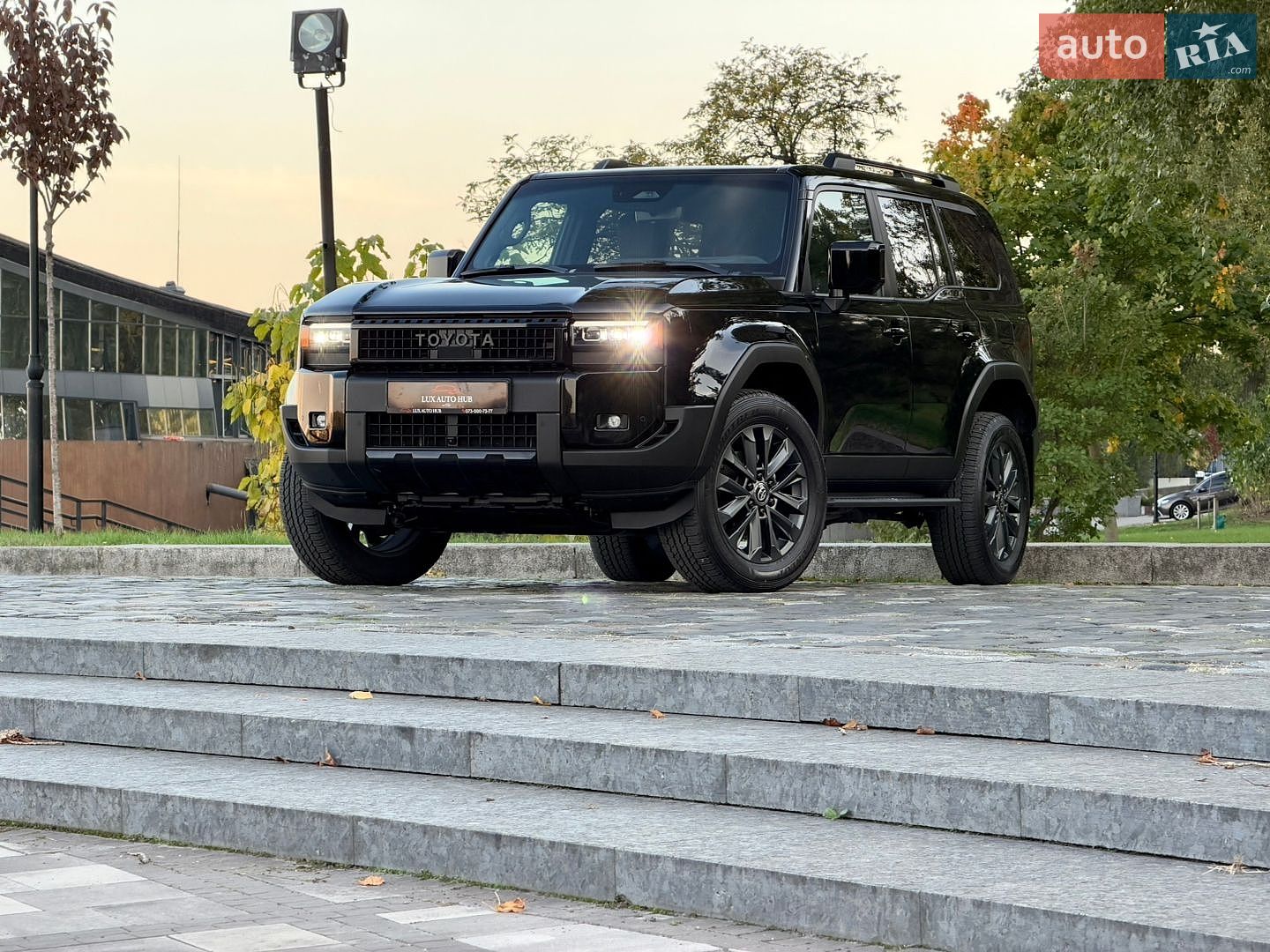 Toyota Land Cruiser Prado 2026 VIN JTEAA3AJ60K046331 фото оголошення 19 з 272