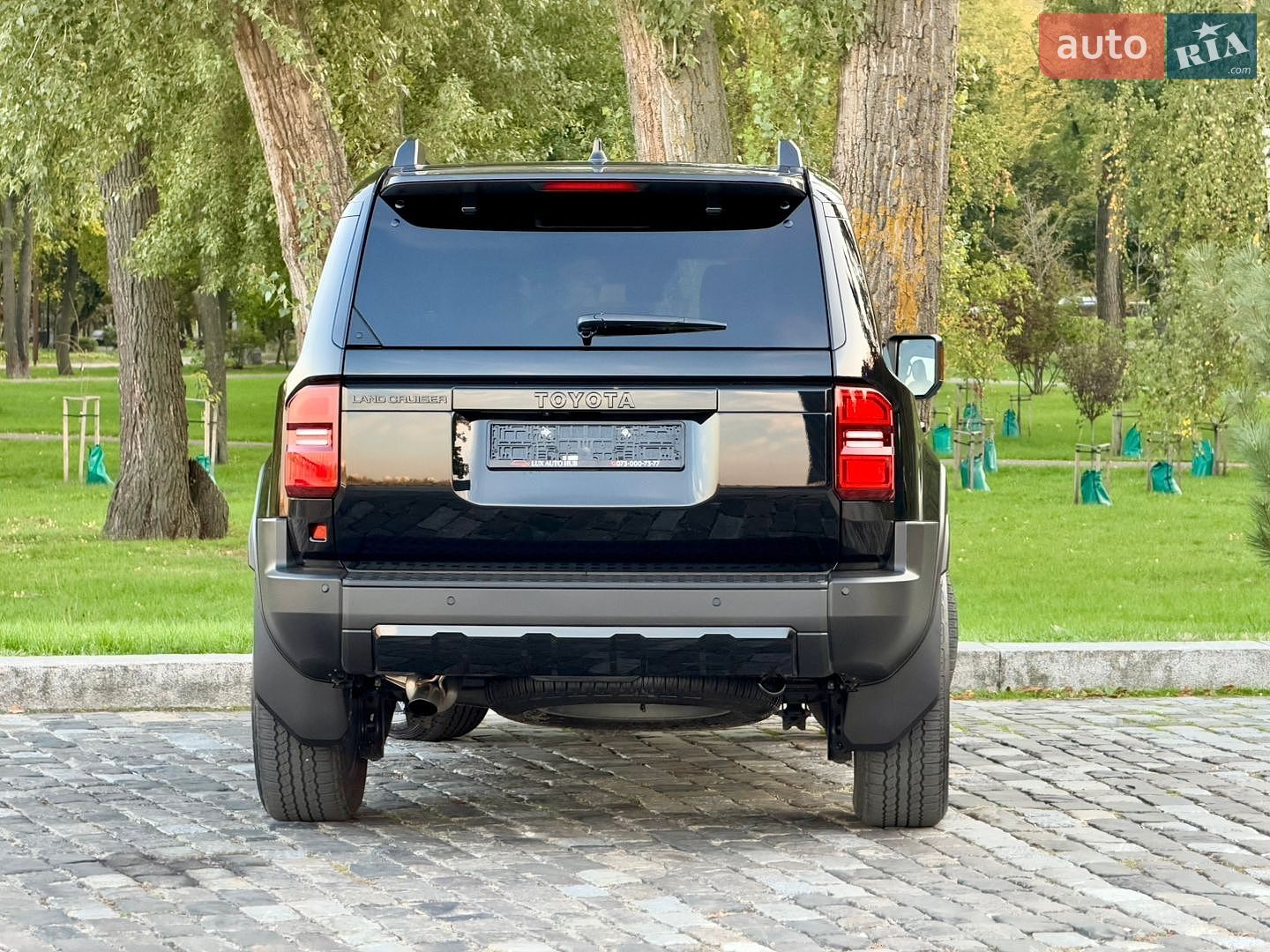 Toyota Land Cruiser Prado 2026 VIN JTEAA3AJ60K046331 фото оголошення 34 з 272