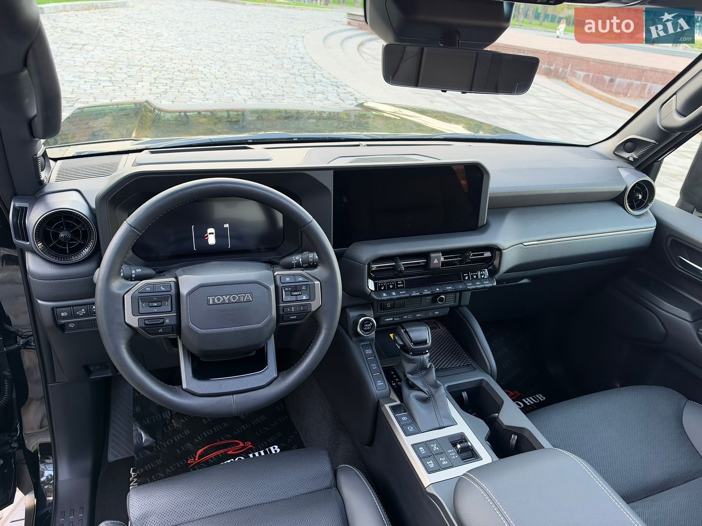 Toyota Land Cruiser Prado 2026 VIN JTEAA3AJ60K046331 фото оголошення 50 з 272