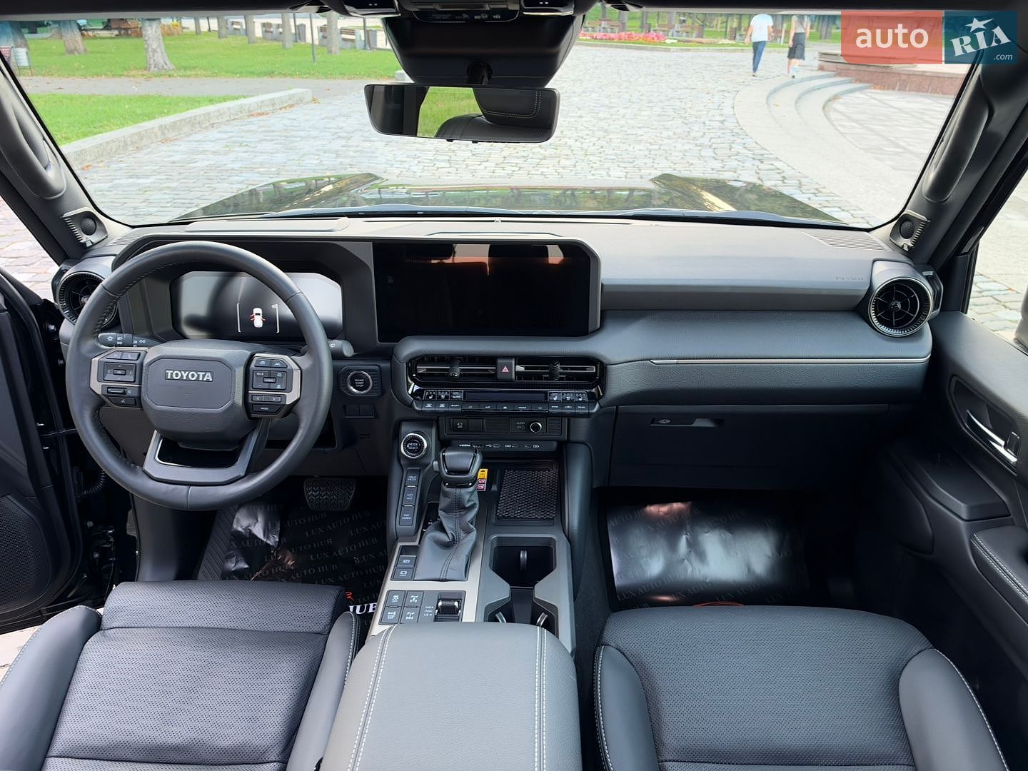 Toyota Land Cruiser Prado 2026 VIN JTEAA3AJ60K046331 фото оголошення 56 з 272