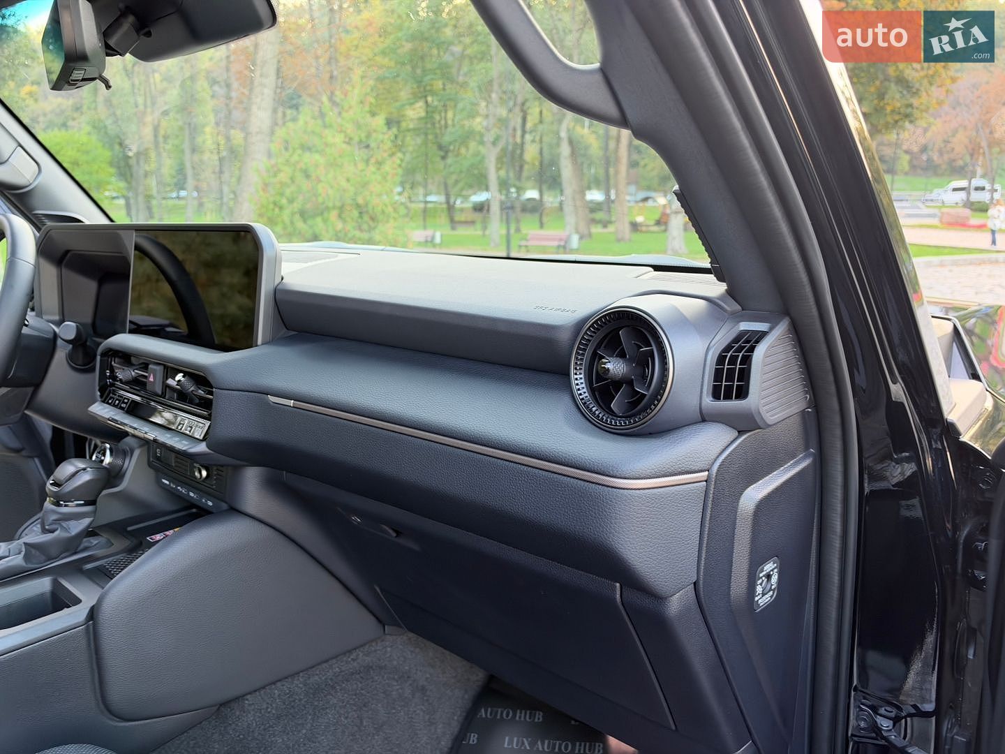 Toyota Land Cruiser Prado 2026 VIN JTEAA3AJ60K046331 фото оголошення 62 з 272