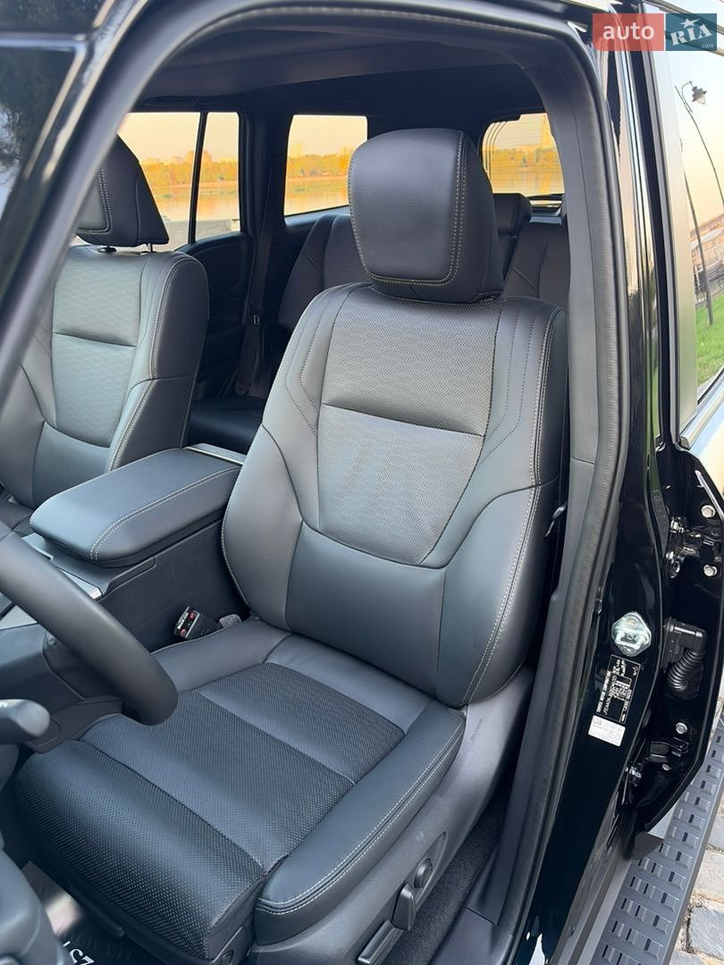 Toyota Land Cruiser Prado 2026 VIN JTEAA3AJ60K046331 фото оголошення 77 з 272