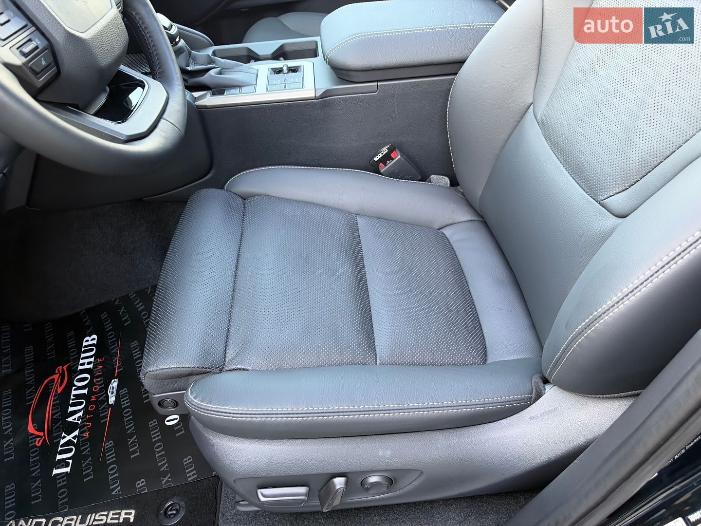 Toyota Land Cruiser Prado 2026 VIN JTEAA3AJ60K046331 фото оголошення 88 з 272
