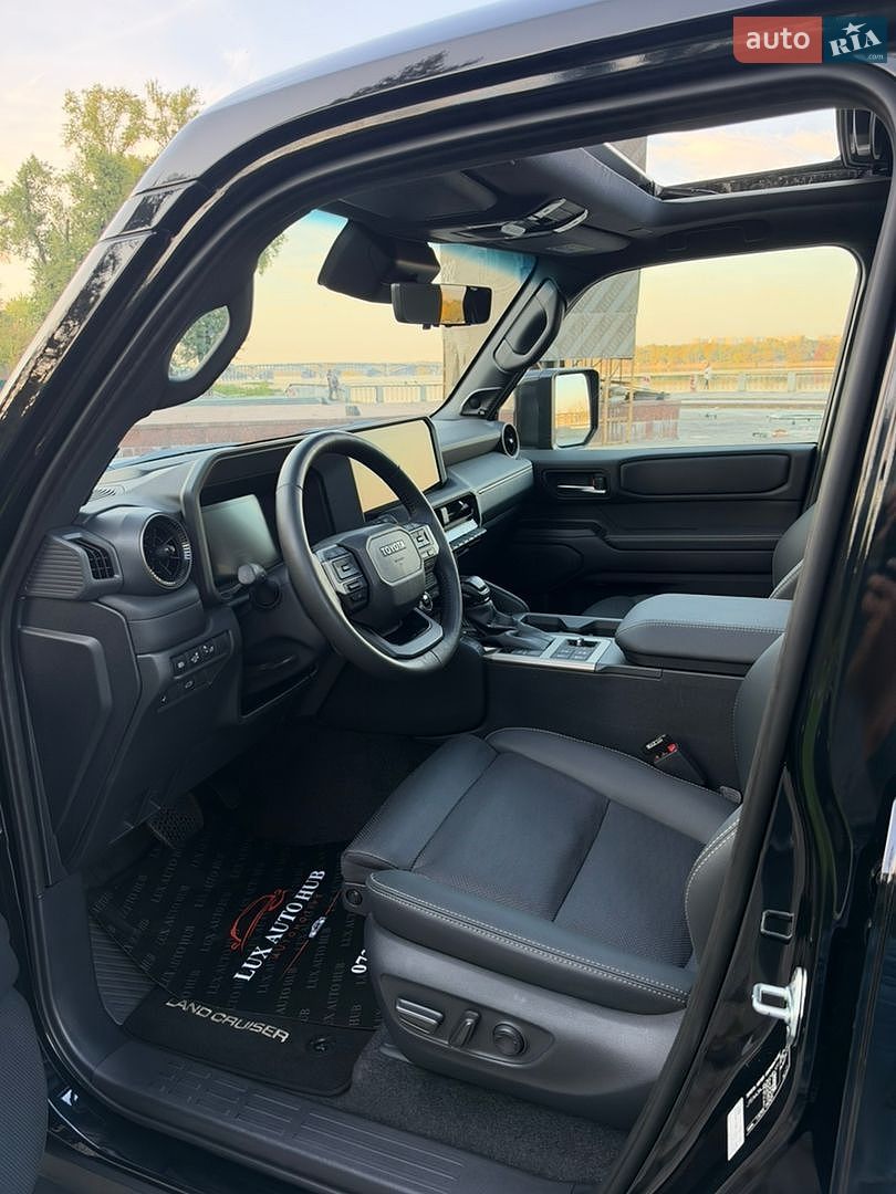 Toyota Land Cruiser Prado 2026 VIN JTEAA3AJ60K046331 фото оголошення 91 з 272