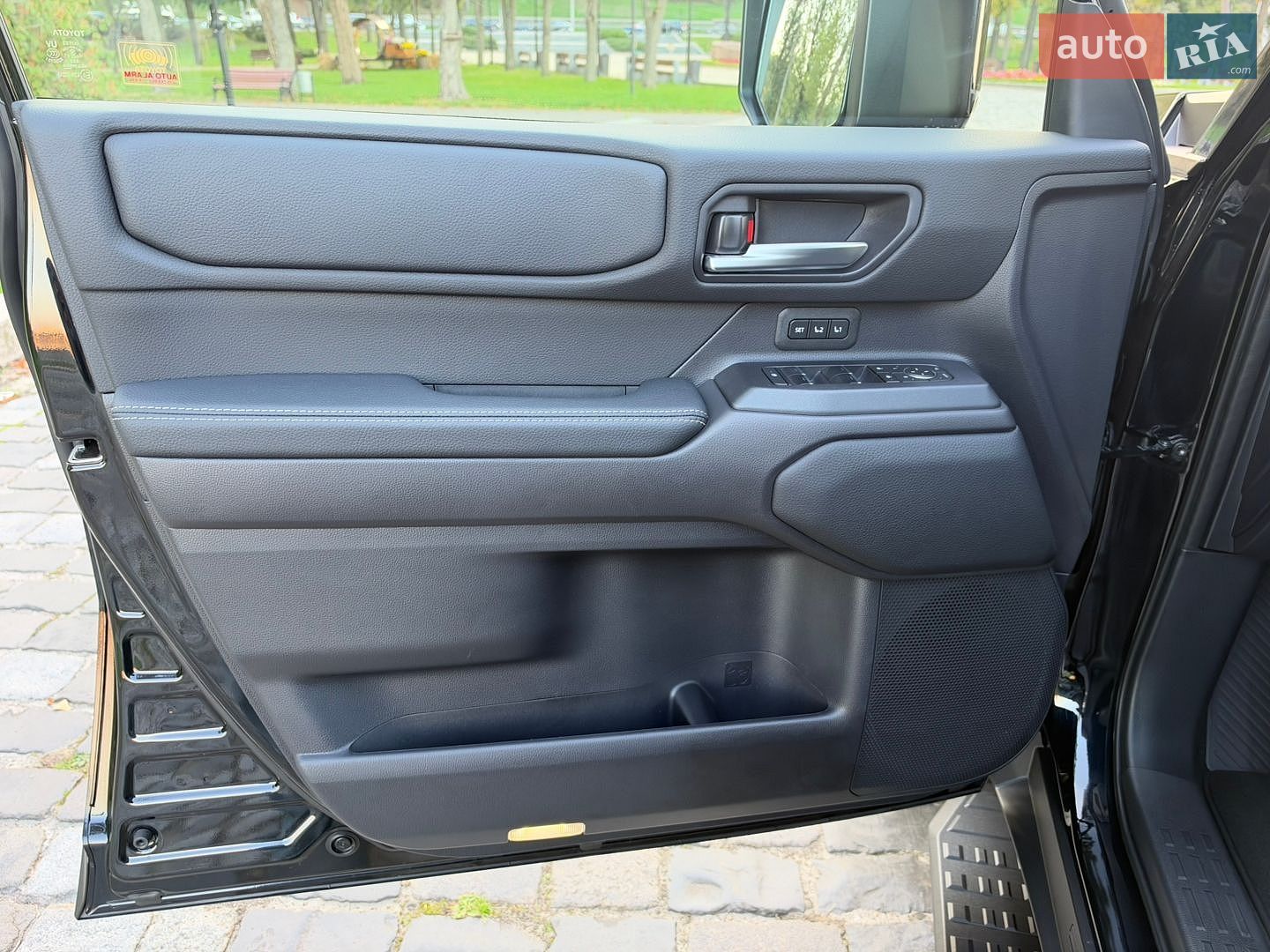 Toyota Land Cruiser Prado 2026 VIN JTEAA3AJ60K046331 фото оголошення 89 з 272