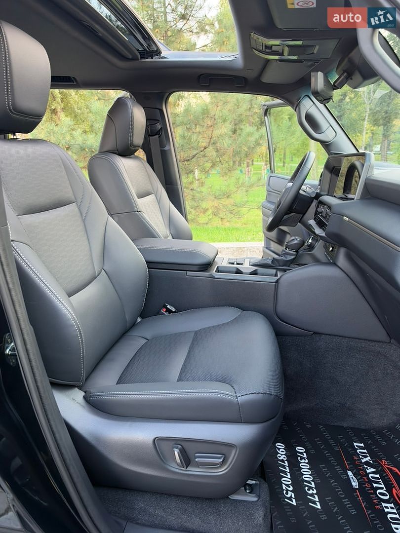 Toyota Land Cruiser Prado 2026 VIN JTEAA3AJ60K046331 фото оголошення 100 з 272
