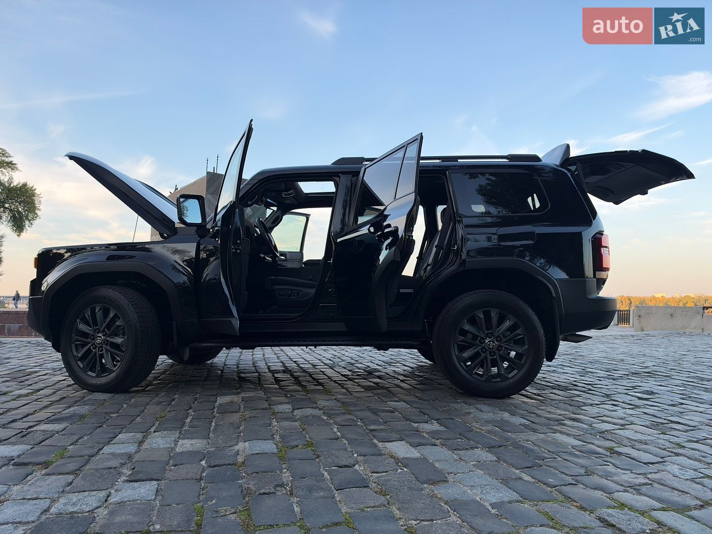 Toyota Land Cruiser Prado 2026 VIN JTEAA3AJ60K046331 фото оголошення 110 з 272